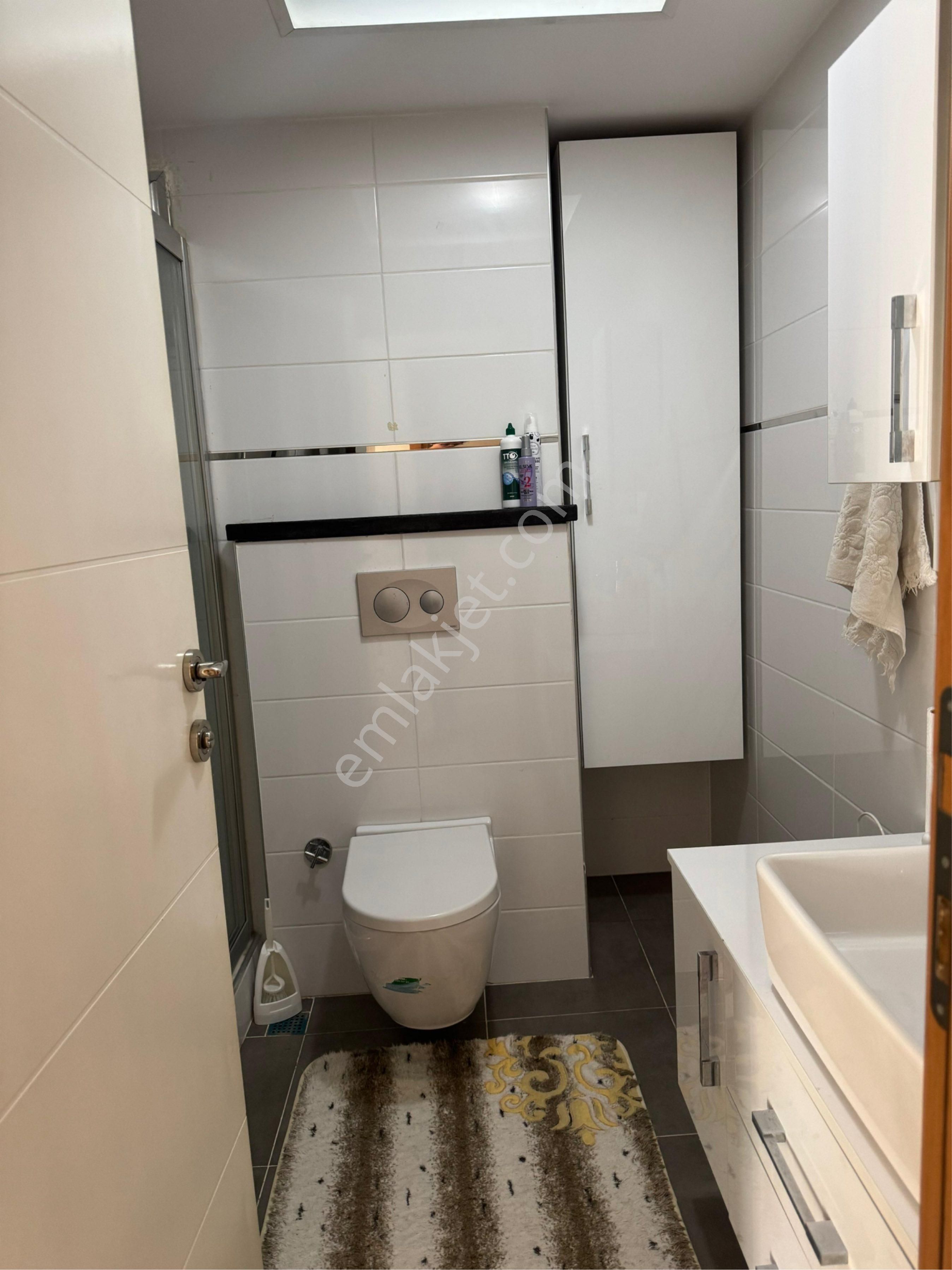 Gürselpaşa’da Merkezi Konum! Aile Apartmanında 1+1 Full Eşyalı Lüks Kiralık Daire - Görsel 12