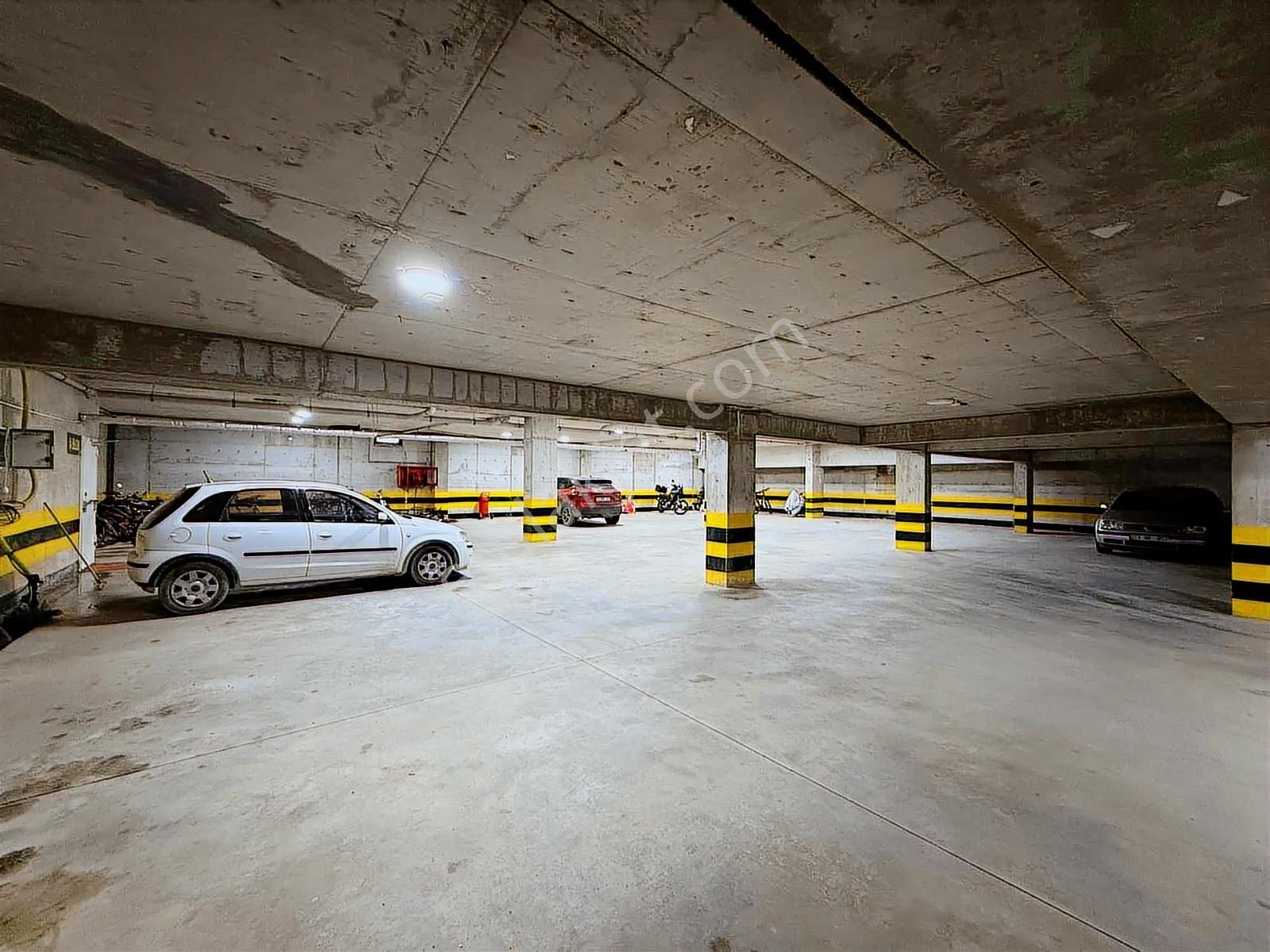 Gürsoy'dan İkizçayda Güvenlikli Otoparklı Sitede Ön Cephe 1+1 - Görsel 20