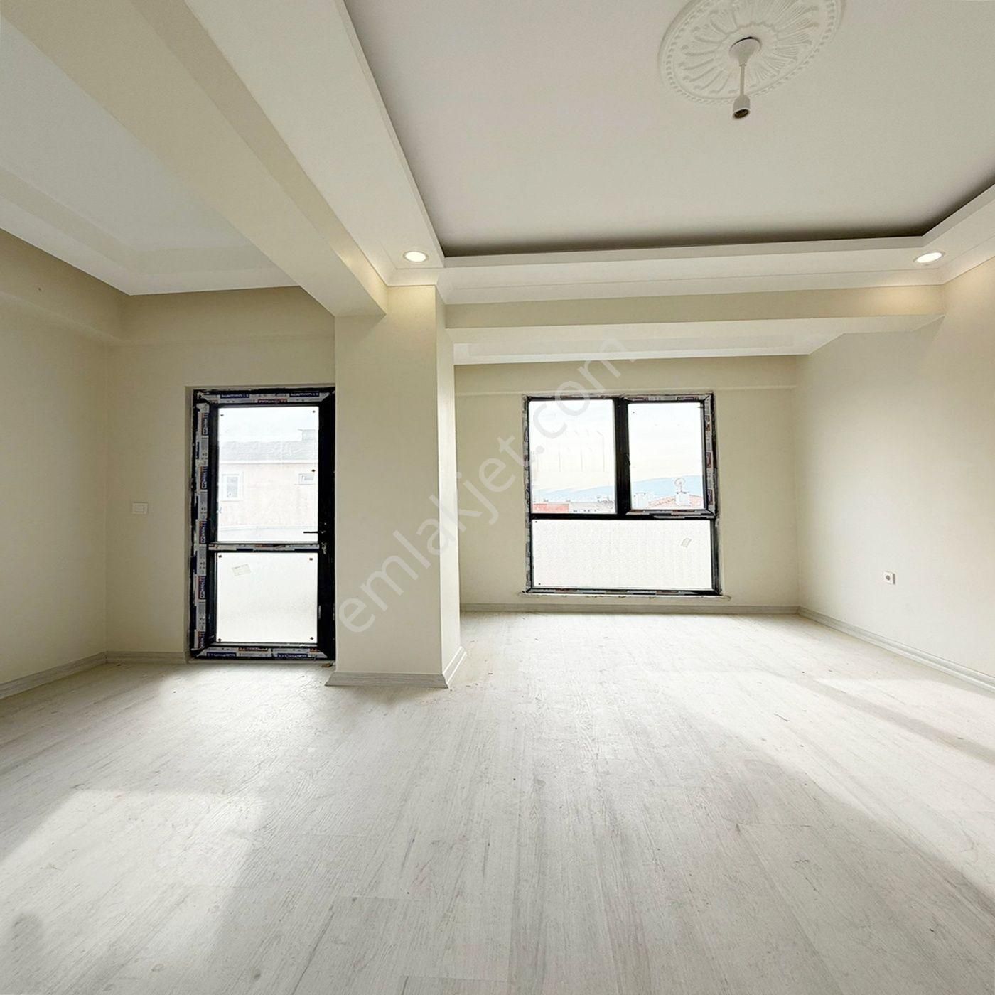 Pusula Yapı'dan Ahmet Yesevi Mahallesi'nde Kiralık 2+1 Daire !!! - Görsel 2