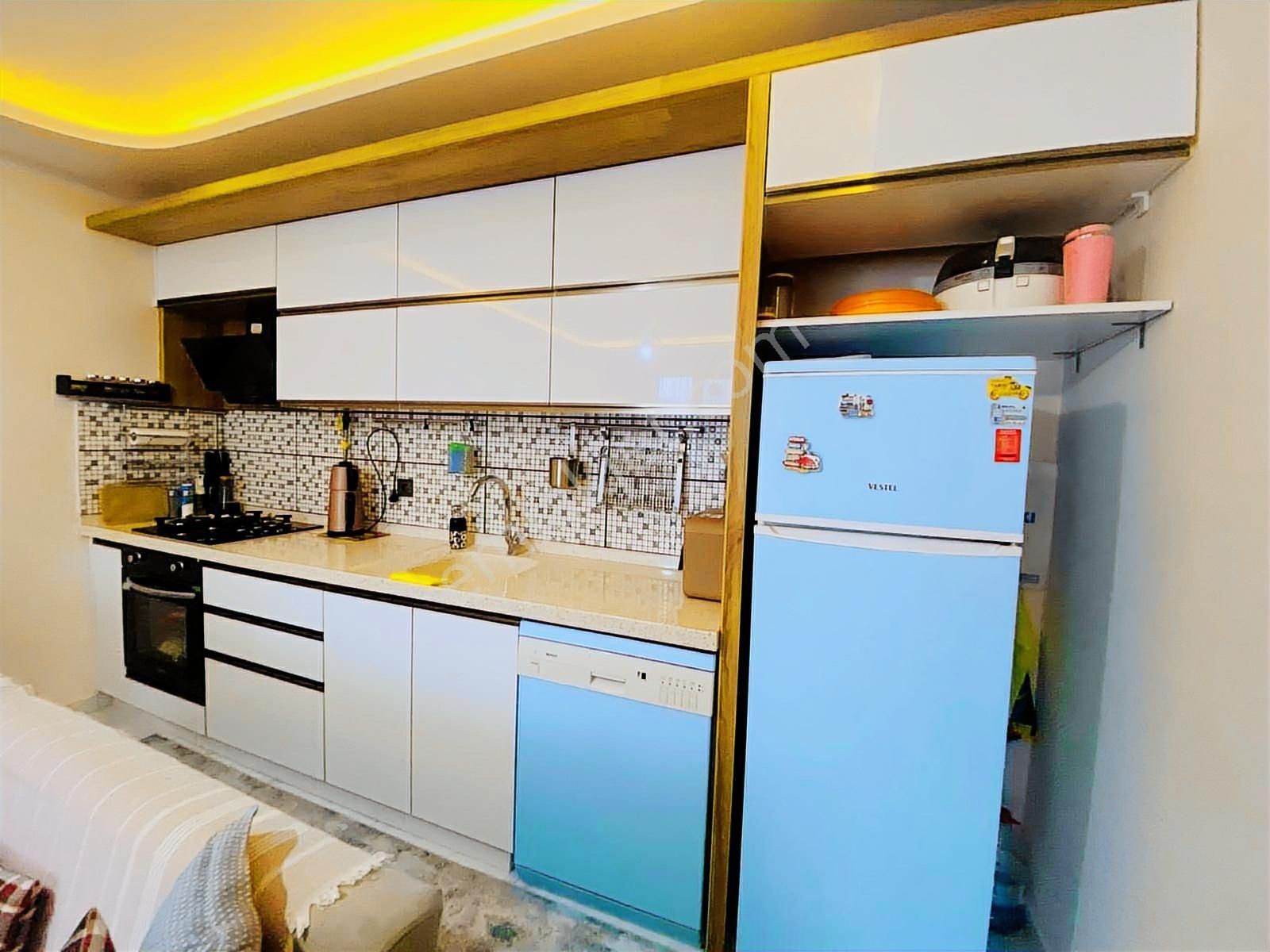 Tek Yetkili Kostak Gayrimenkulden Altınkum'da Ful Eşyalı Lüx 1+1