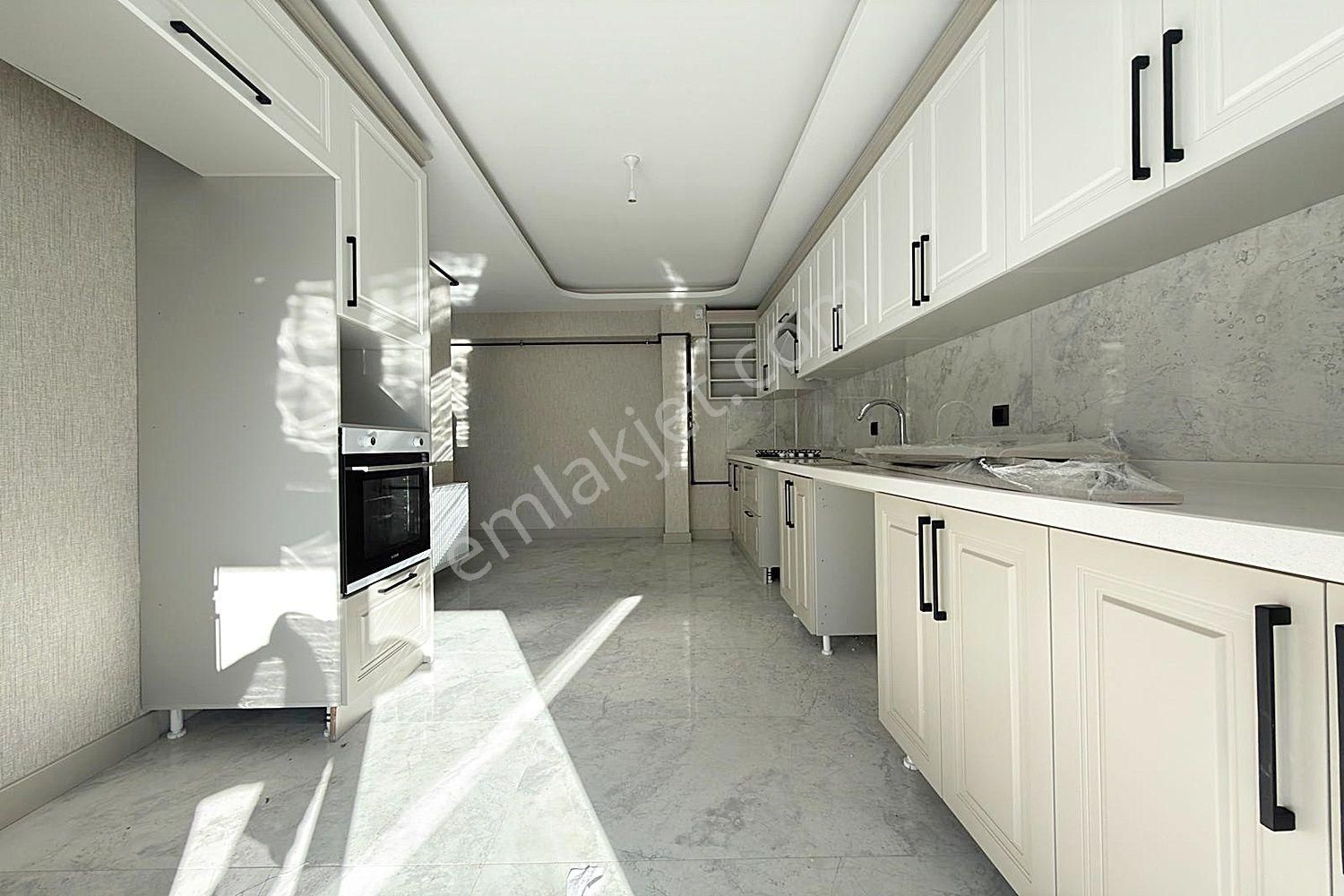 Hisar Mahallesi'nde 3+1 Sıfır Ara Katta Modern Tasarımlı Daire - Görsel 4