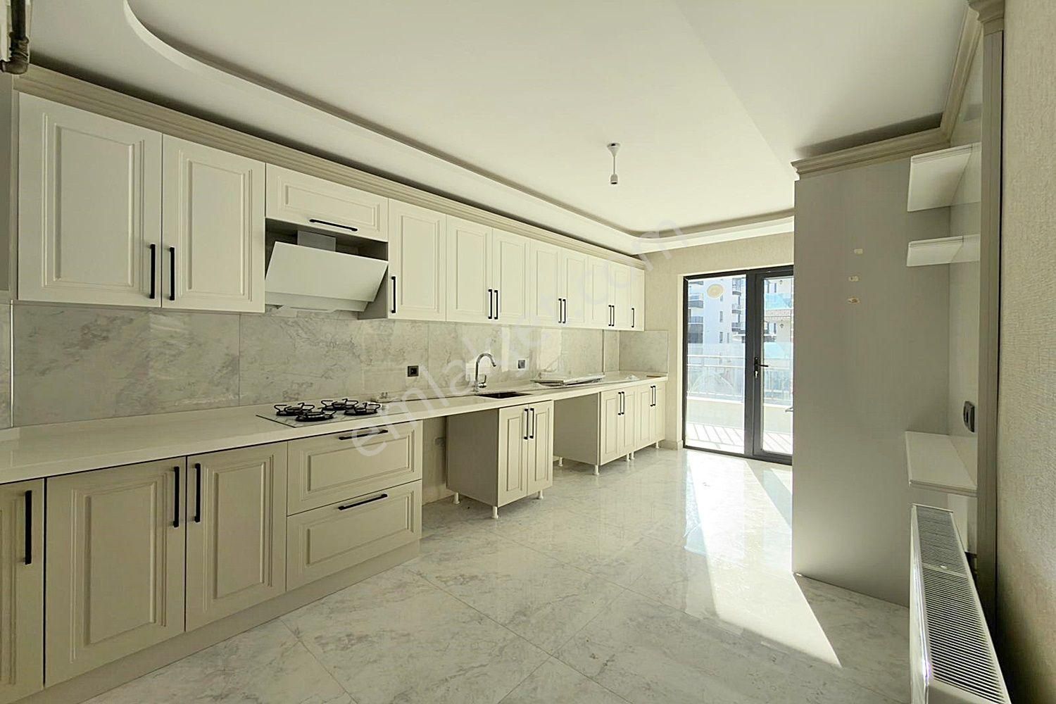 Hisar Mahallesi'nde 3+1 Sıfır Ara Katta Modern Tasarımlı Daire - Görsel 2