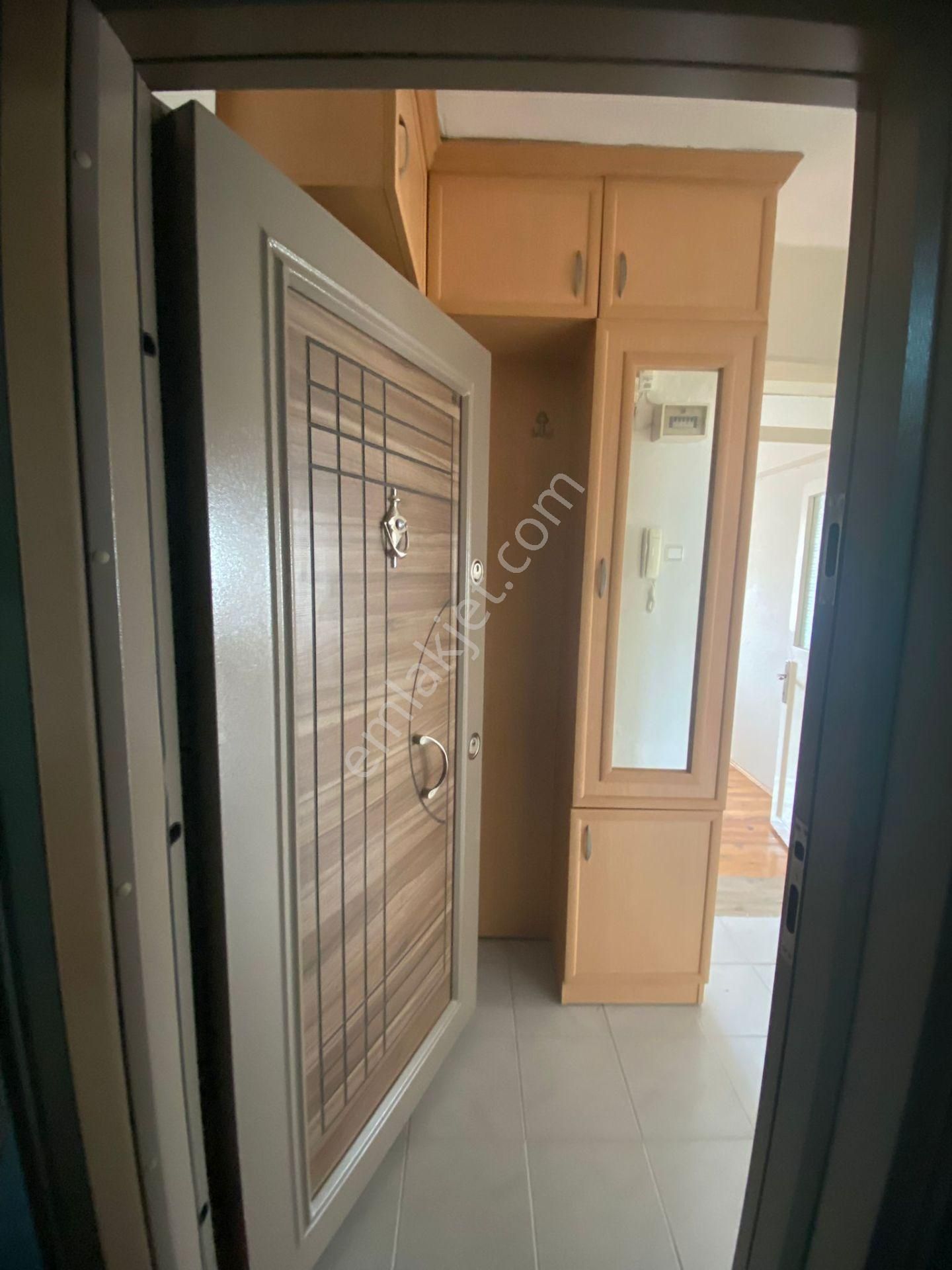 İzmir Tire De Satılık 3+1 Daire Çarşıya Yakın - Görsel 3