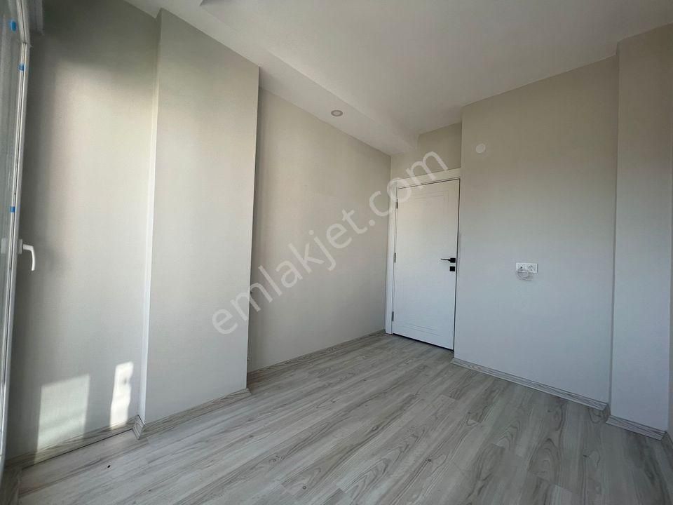 Beylikdüzü Cumhuriyet Mh. Metrobüse Yakın 5 Dk Mesafede 2+1 Dairemiz.... - Görsel 11