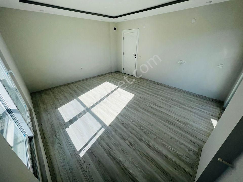 Beylikdüzü Cumhuriyet Mh. Metrobüse Yakın 5 Dk Mesafede 2+1 Dairemiz.... - Görsel 8