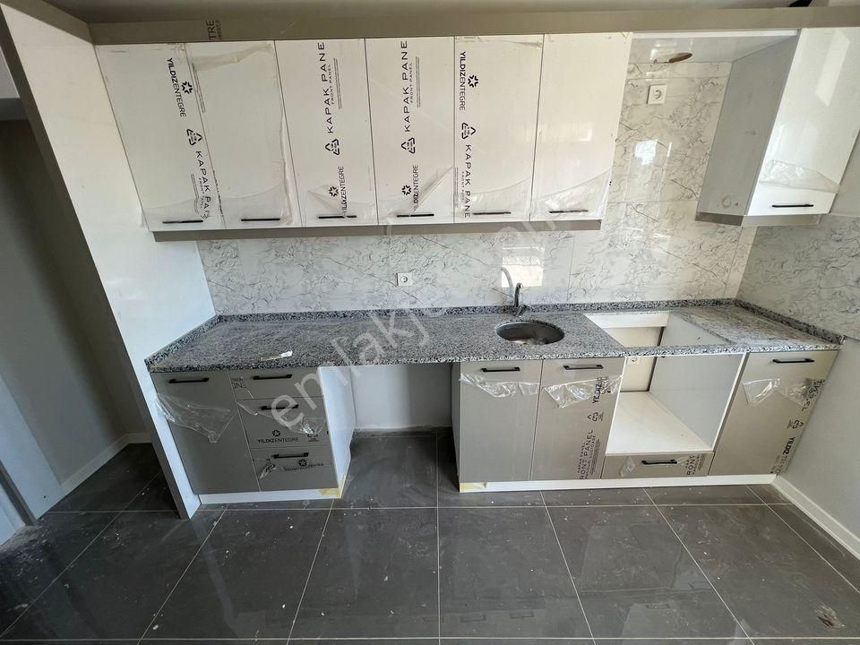 Beylikdüzü Cumhuriyet Mh. Metrobüse Yakın 5 Dk Mesafede 2+1 Dairemiz.... - Görsel 3