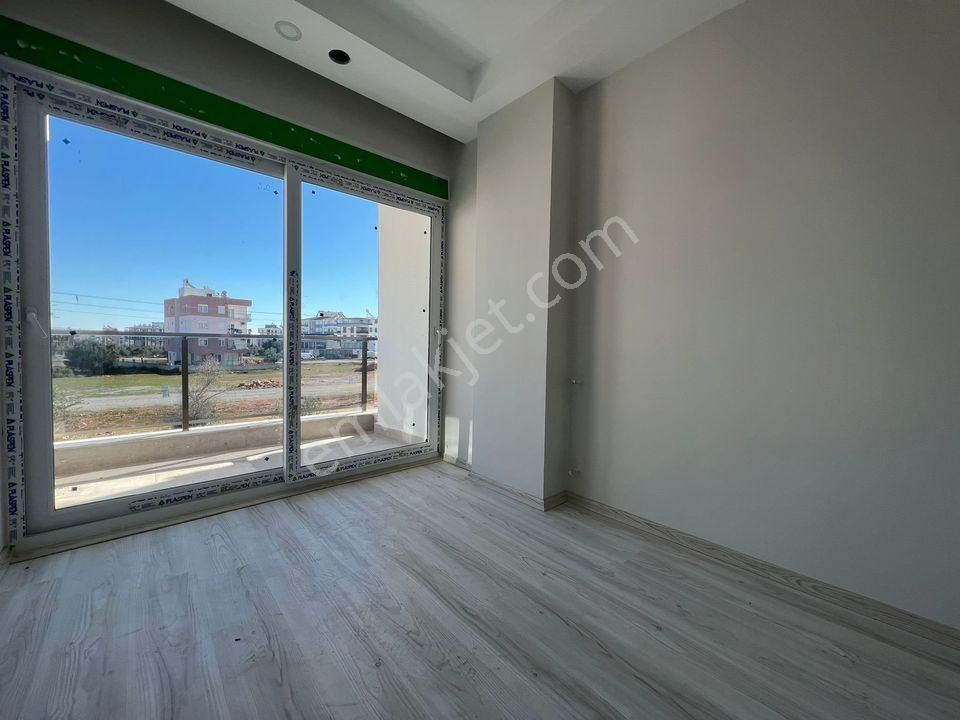 Beylikdüzü Cumhuriyet Mh. Metrobüse Yakın 5 Dk Mesafede 2+1 Dairemiz.... - Görsel 6