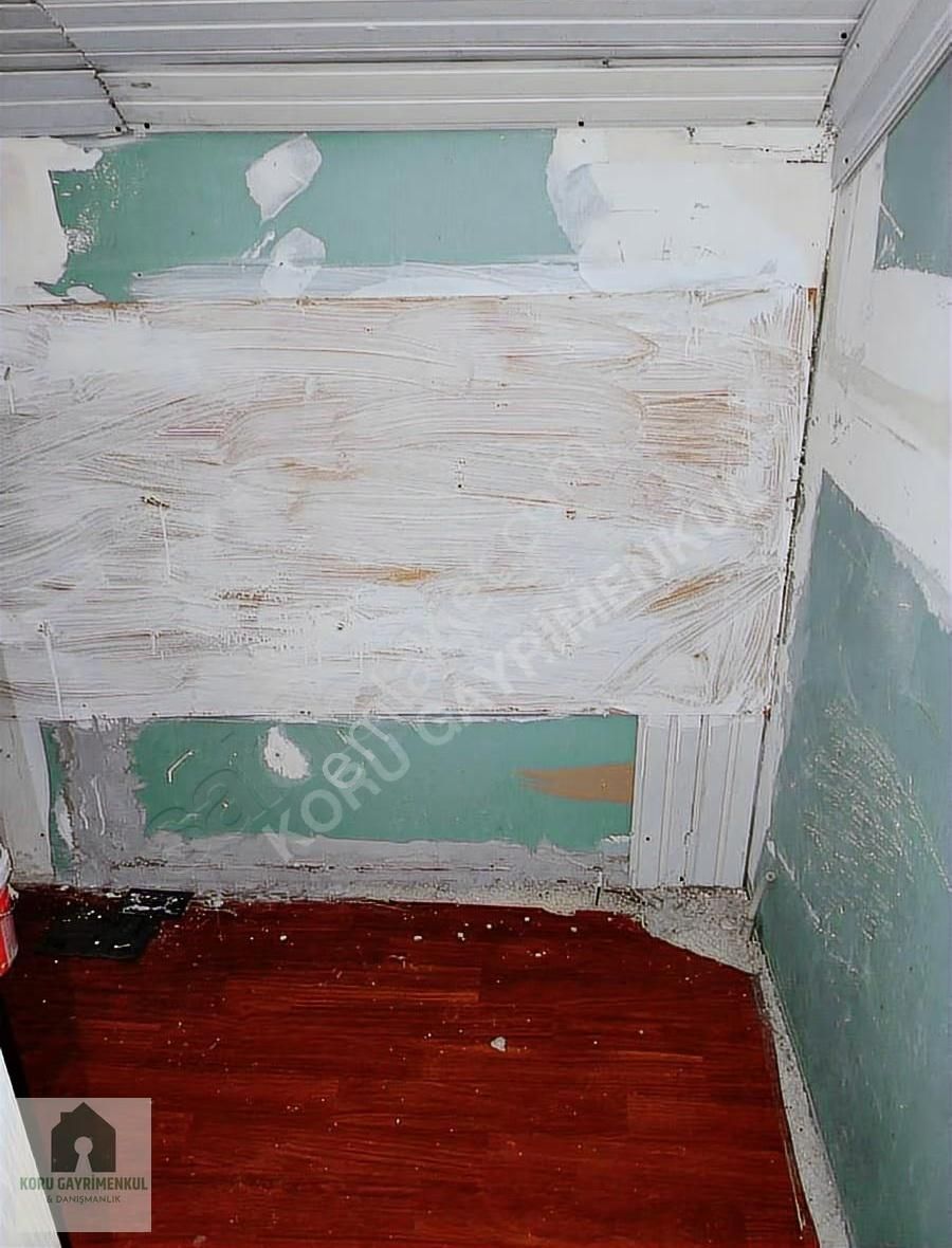 Koru Emlaktan Kiralık Emiroğlu Ana Caddeye Yakın 1+1 Daire - Görsel 26
