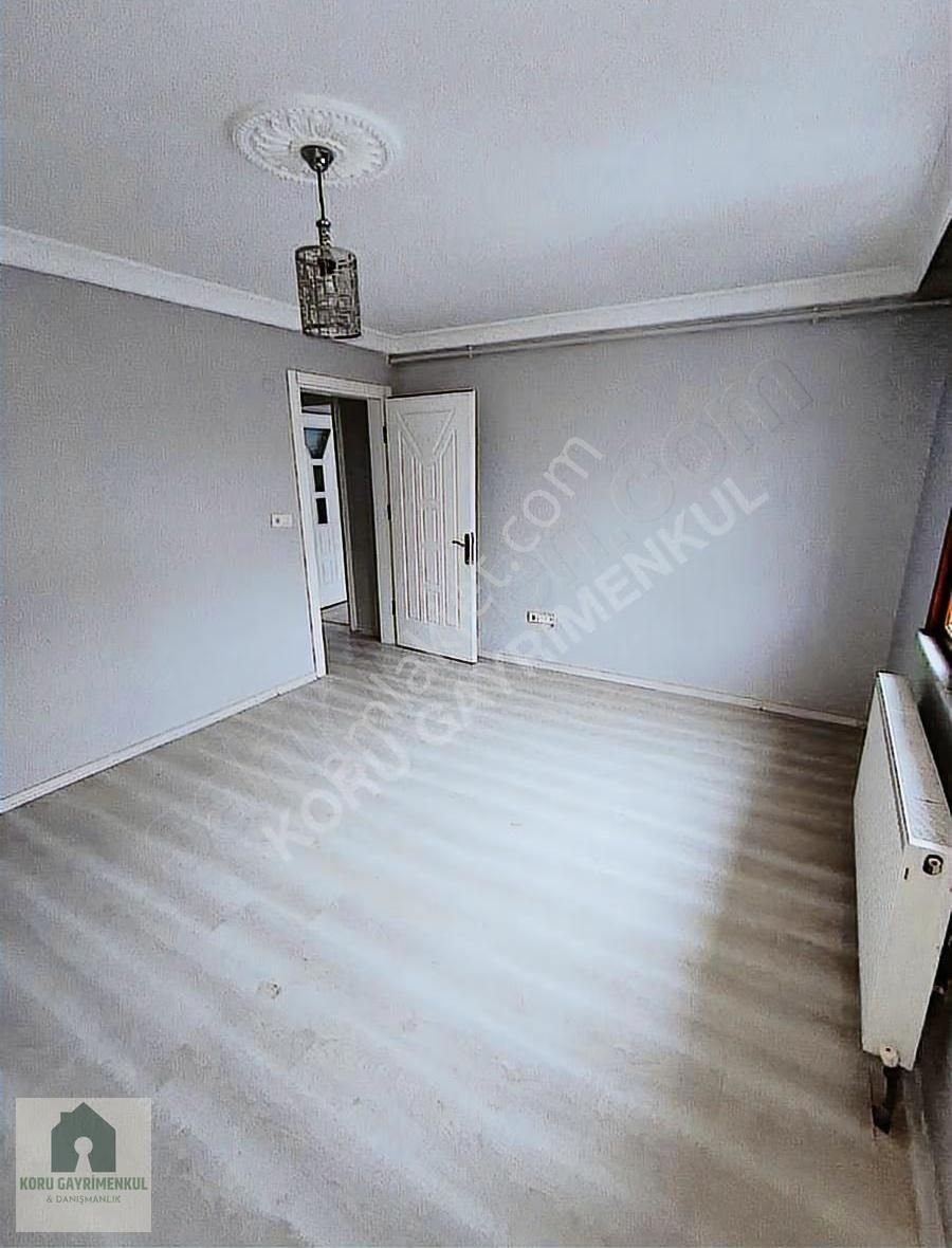 Koru Emlaktan Kiralık Emiroğlu Ana Caddeye Yakın 1+1 Daire - Görsel 18