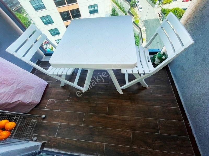 Mertcan Dan Royal Garden'de Ebeveyn Banyolu 3+1 Deniz Manzaralı - İskanlı - Görsel 19