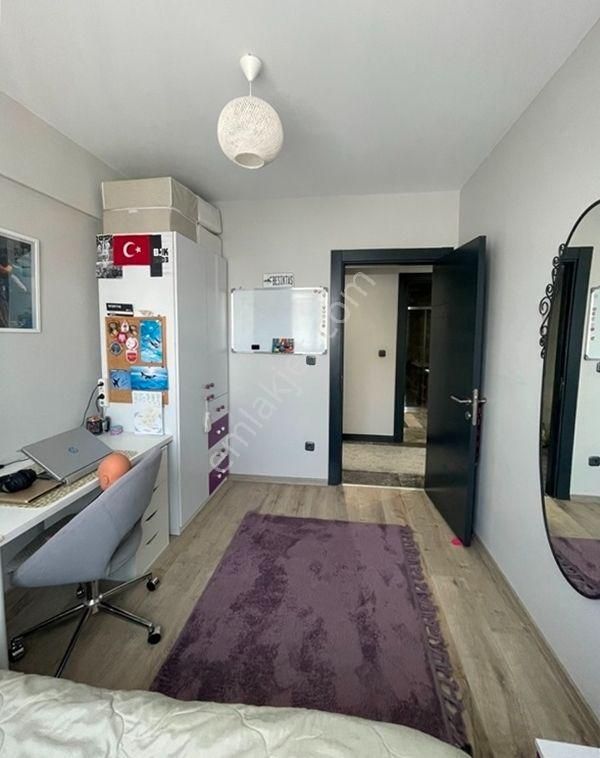 Mertcan Dan Royal Garden'de Ebeveyn Banyolu 3+1 Deniz Manzaralı - İskanlı - Görsel 10