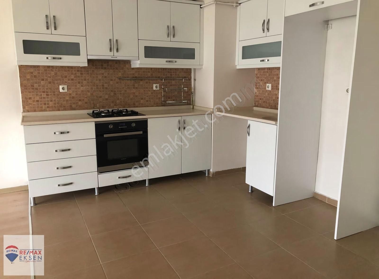 Sancaktepe Sinpaş Kelebekia 1+1 Kiralık Daire Saint Joseph Yanı - Görsel 4