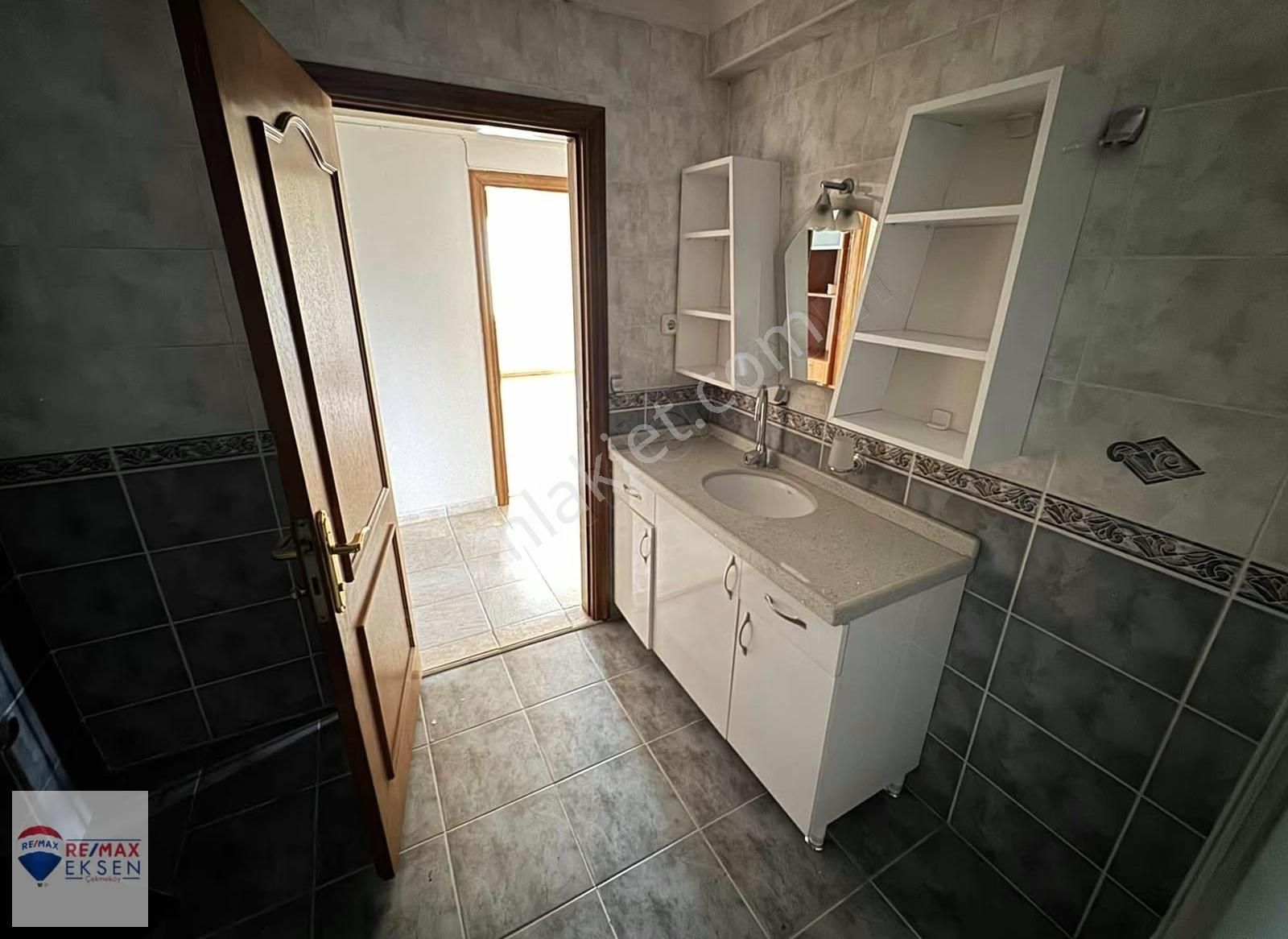 Çekmeköy Ekşioğlu Beşyıldız 2. Etap Sitesi Kiralık 3+1 Daire - Görsel 22
