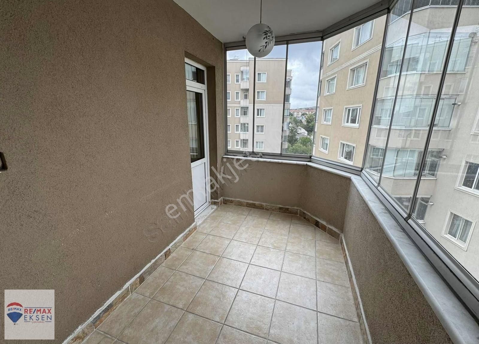 Çekmeköy Ekşioğlu Beşyıldız 2. Etap Sitesi Kiralık 3+1 Daire - Görsel 13