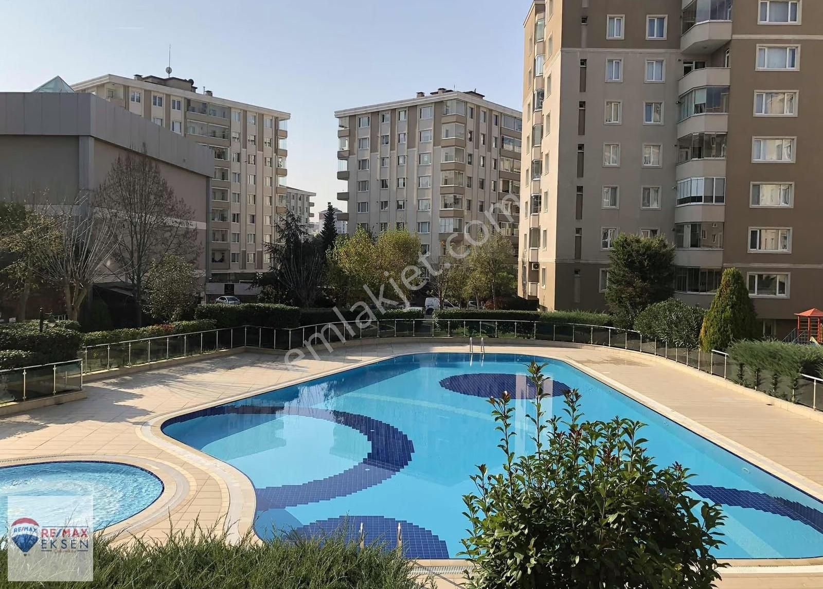 Çekmeköy Ekşioğlu Beşyıldız 2. Etap Sitesi Kiralık 3+1 Daire