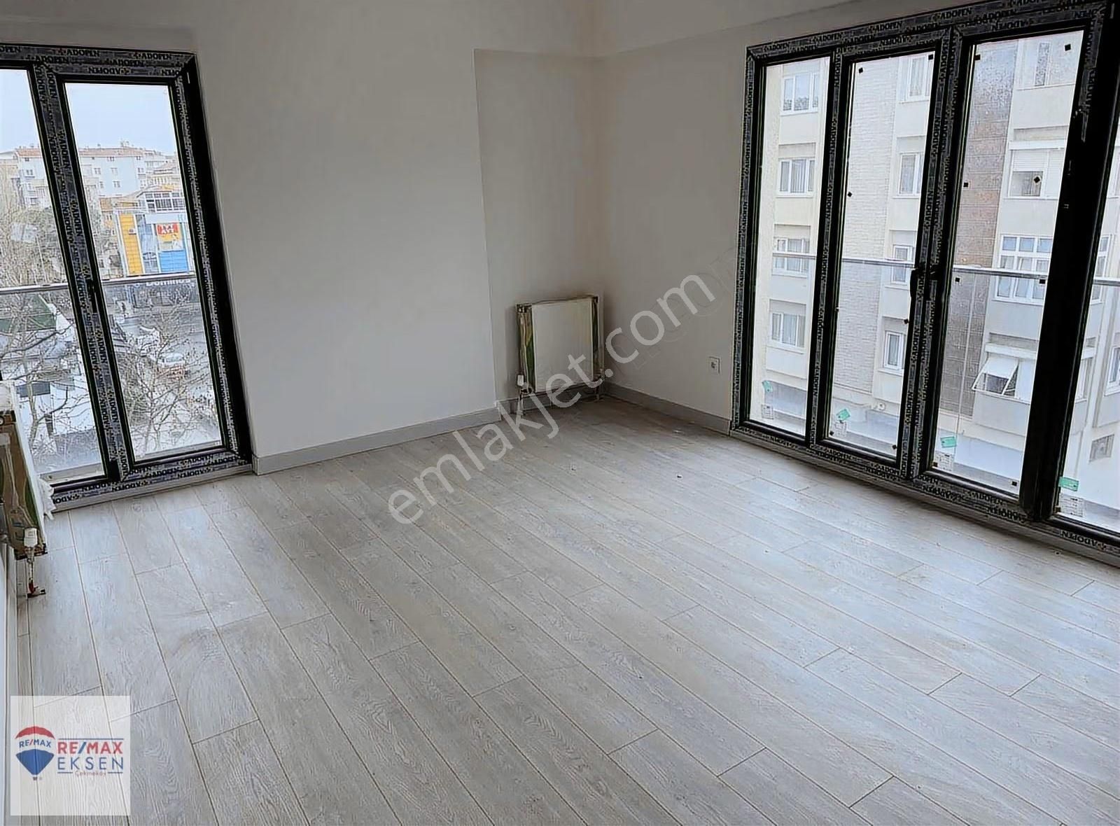 Kartal Orhantepe De Toki Blokları Marmaraya Yürüme Mesafesinde - Görsel 16