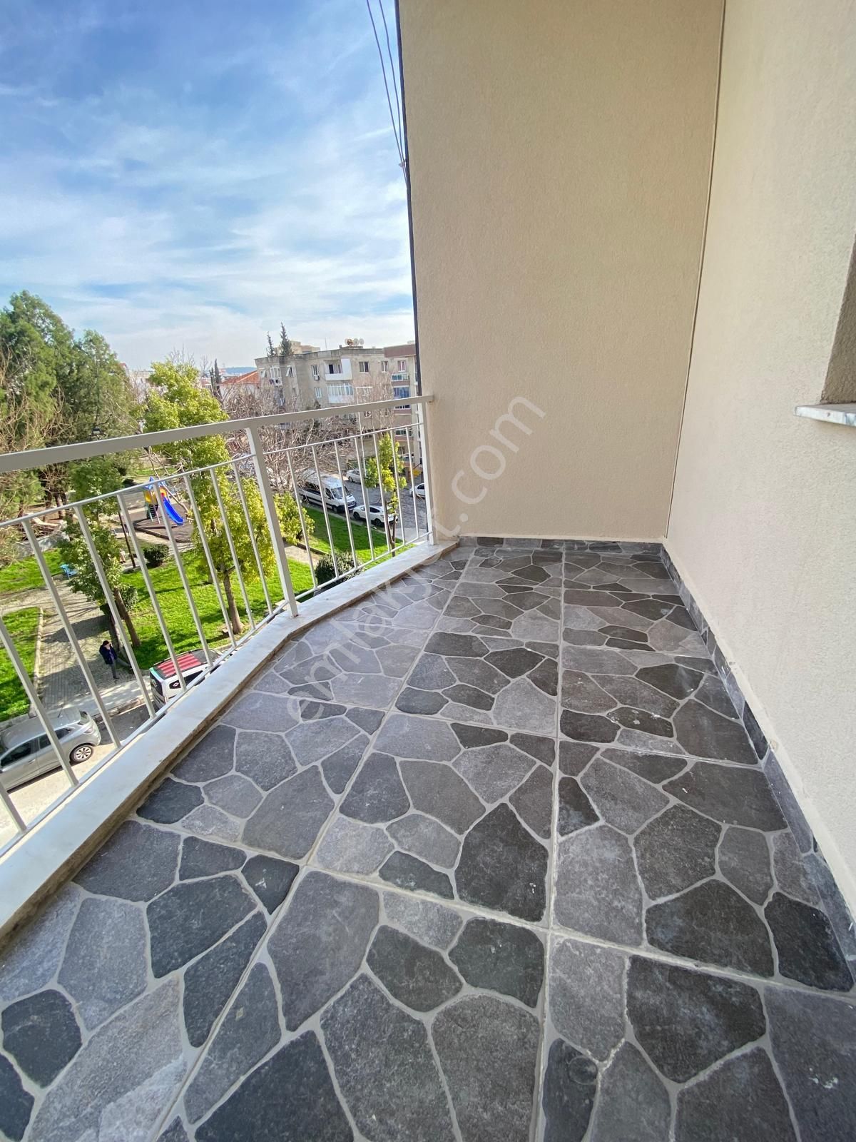 Acill Buca Yenigün Mah.de 3+1 120m2 Full Tadilatlı Önü Açık Havadar Ferah Satılık Daire - Görsel 32