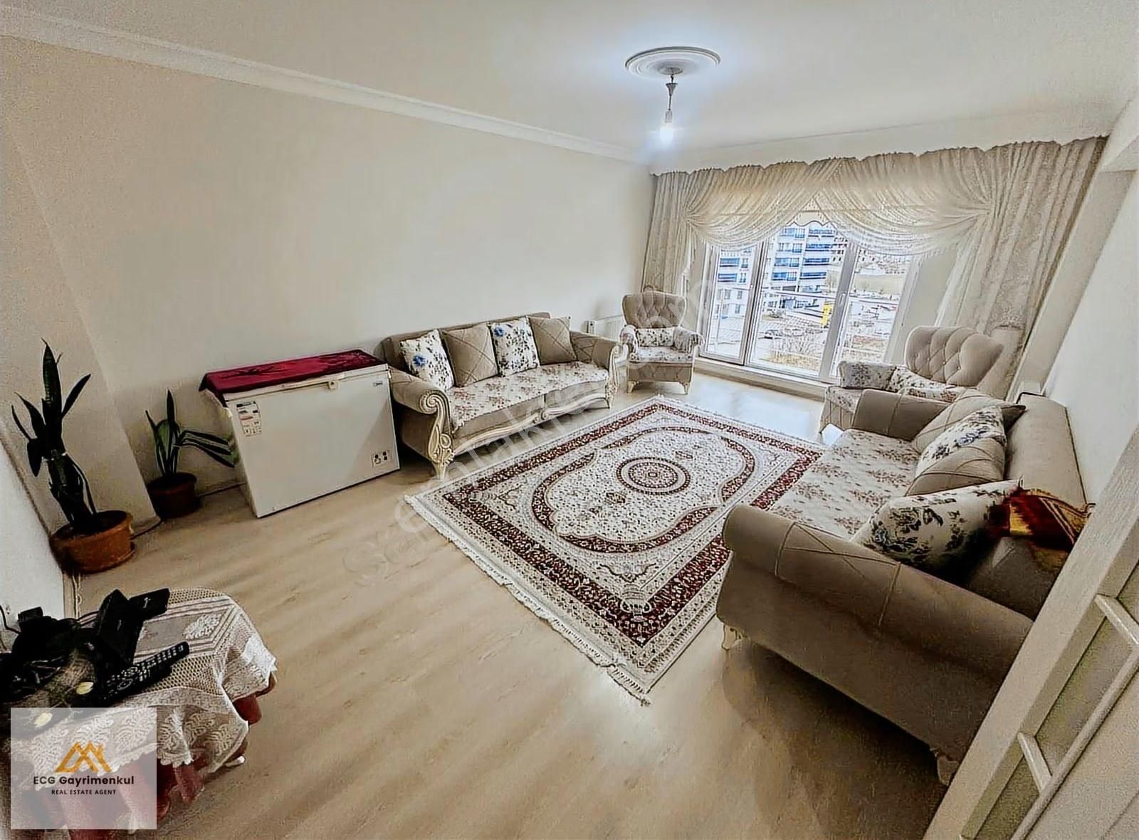 Ecg Gayrimenkul'den; Yüksek Kredili, Teras Balkonlu, Süper 3+1 ! - Görsel 4