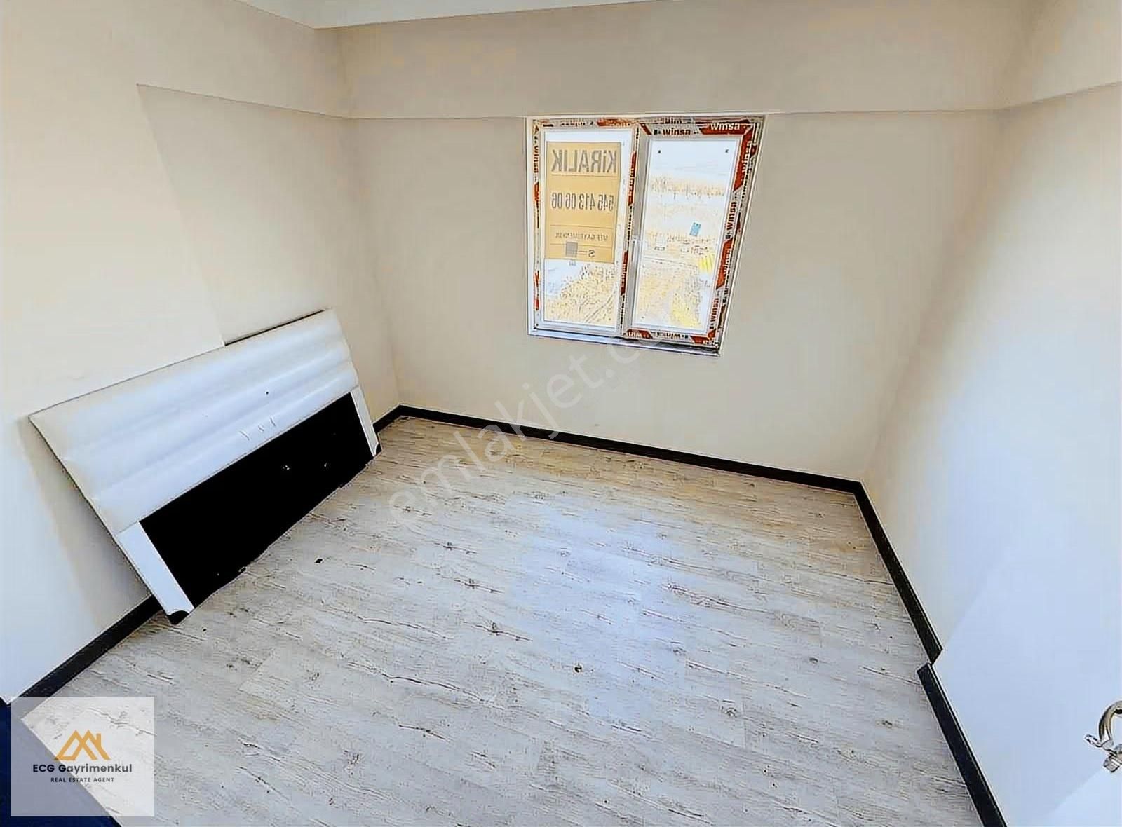 Ecg'deni Aybü Kapısına 400m, 1. Katta Uygun Yatırımlık 1+1 Daire - Görsel 8