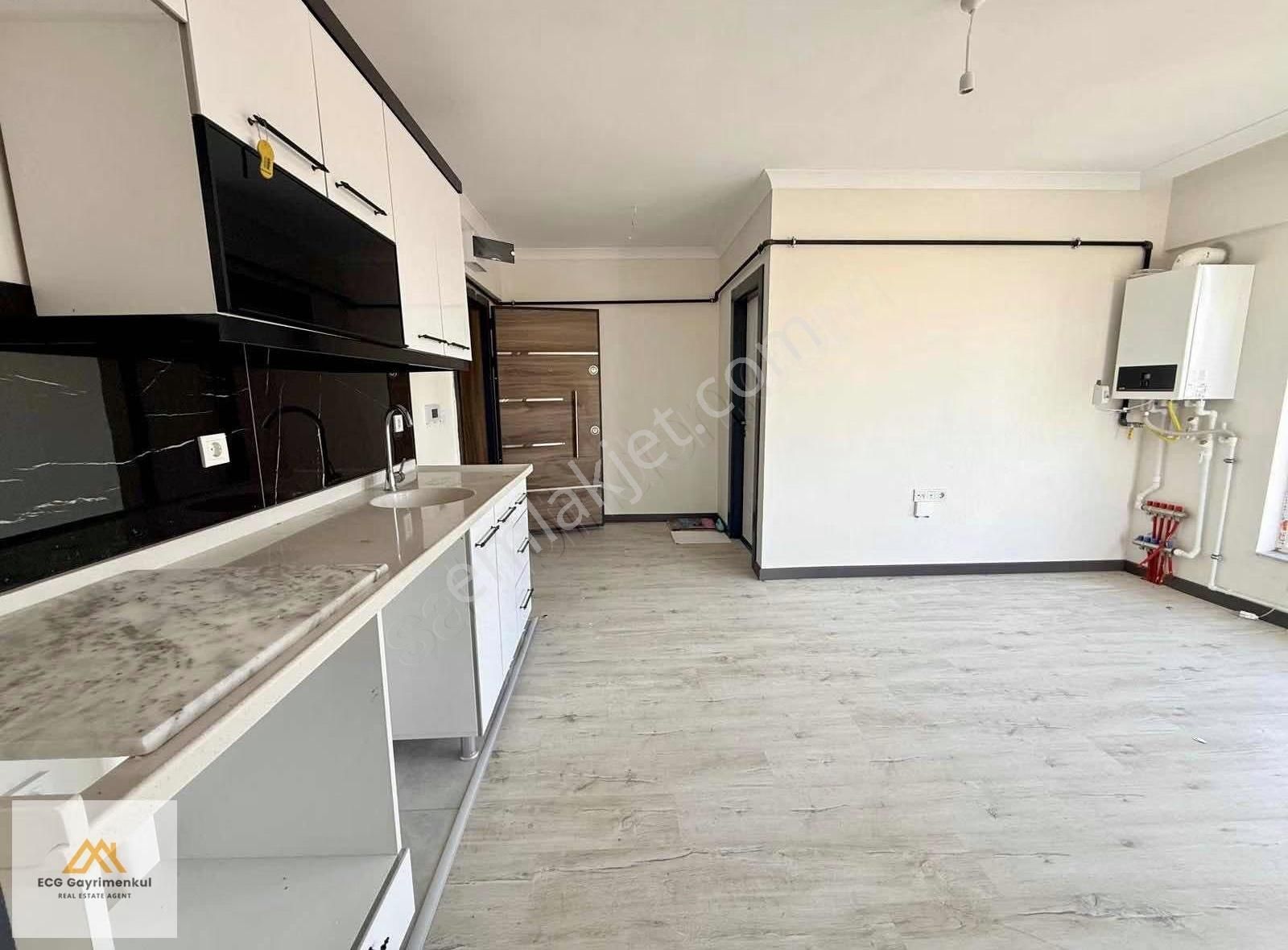 Ecg'deni Aybü Kapısına 400m, 1. Katta Uygun Yatırımlık 1+1 Daire - Görsel 15