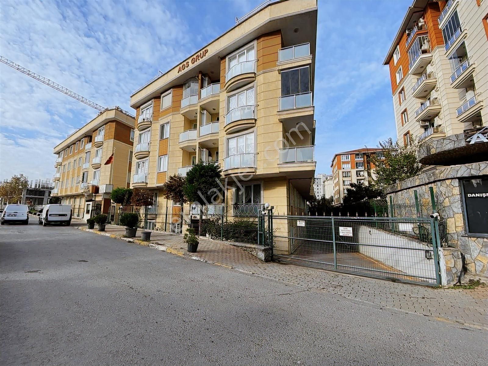 Pendik Kurtköy Tuana Evlerinde 2+1 Kiralık Daire