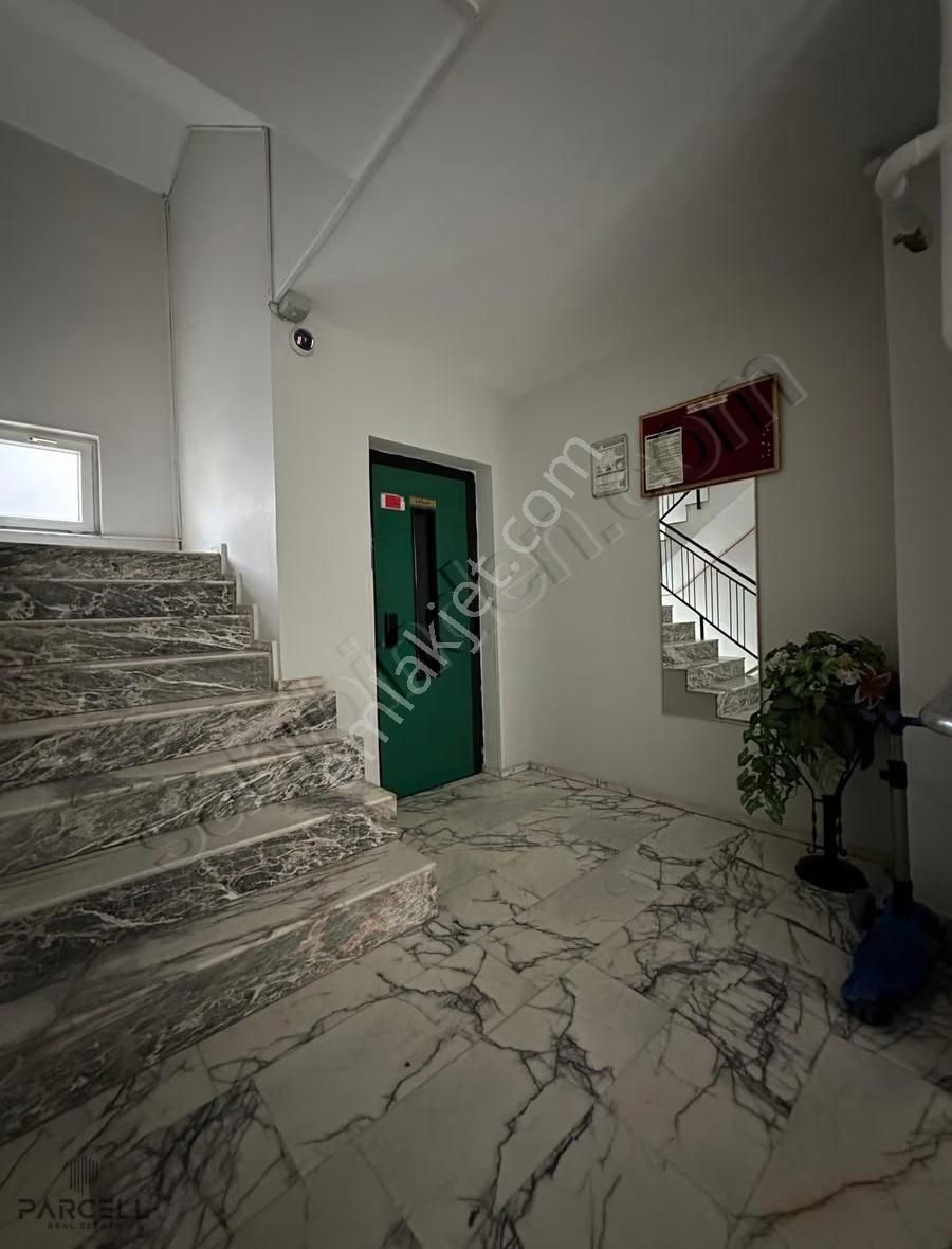 Bahçelievler Mah. Ana Cadde Üzeri Geniş 3+1 Kiralık Daire - Görsel 15