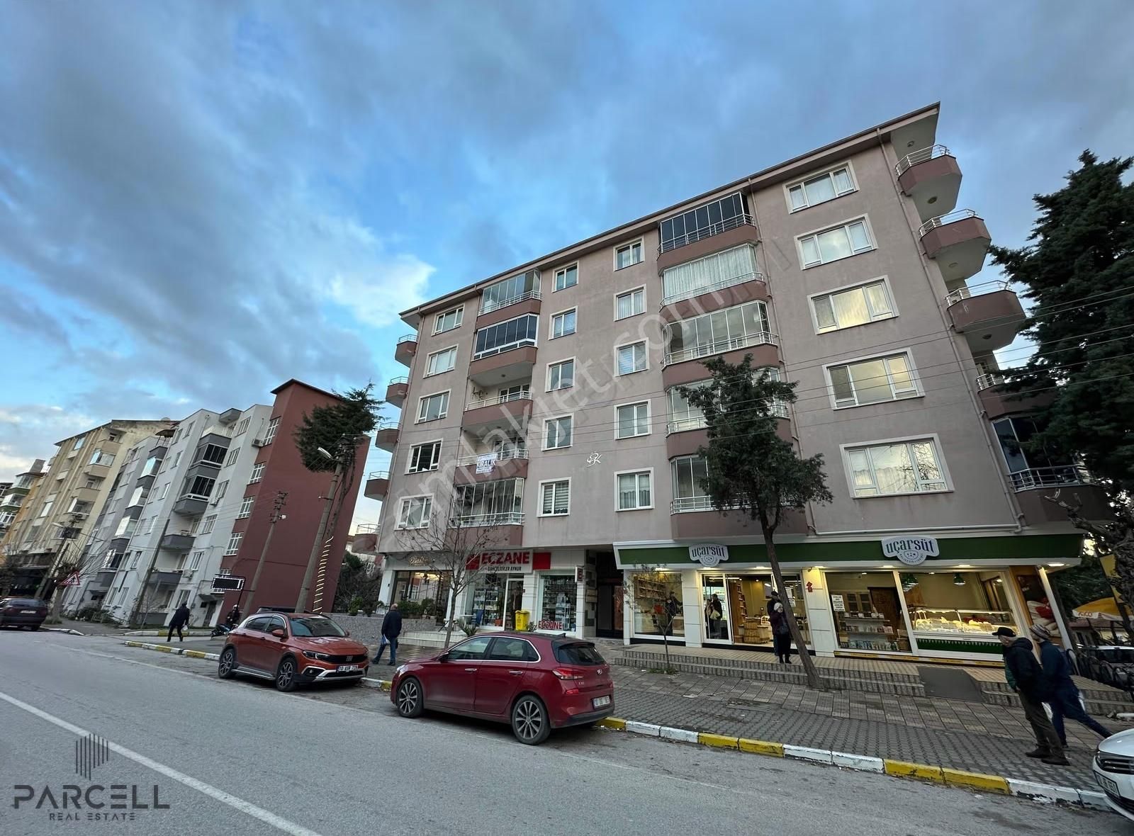 Bahçelievler Mah. Ana Cadde Üzeri Geniş 3+1 Kiralık Daire - Görsel 12