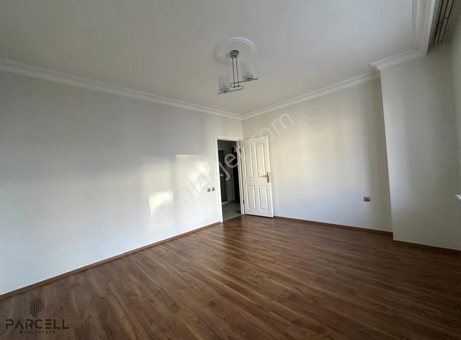 Bahçelievler Mah. Ana Cadde Üzeri Geniş 3+1 Kiralık Daire - Görsel 8