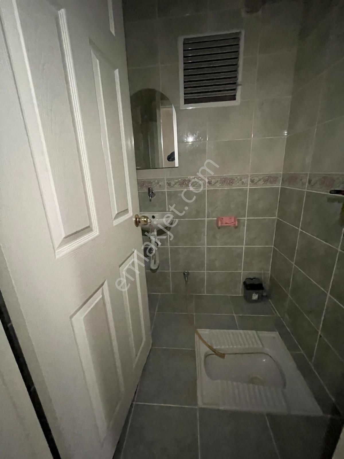 Yaylada Altı Tam Daire Yüksek Giriş Yapılı 3+1