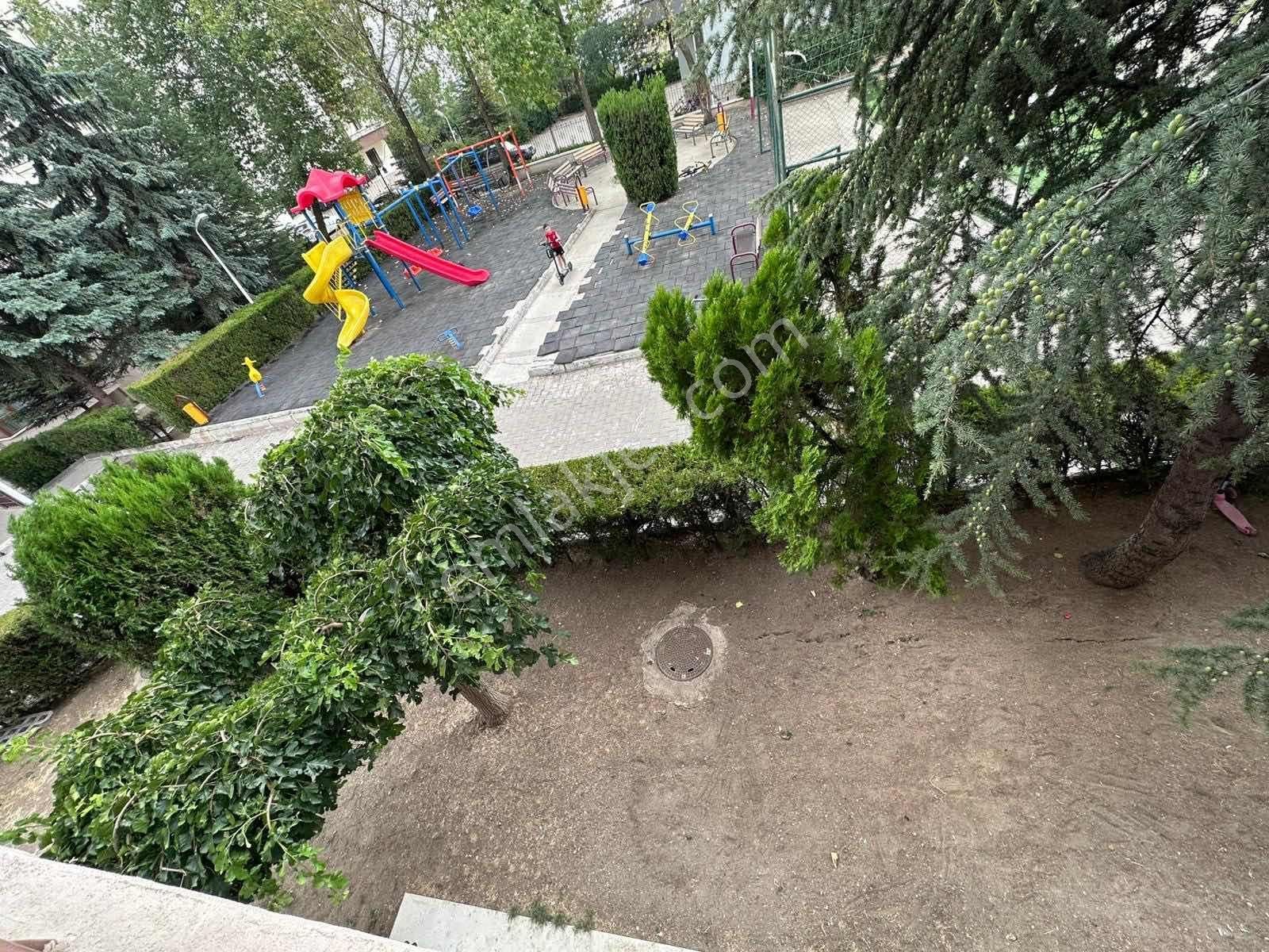 Serhat Mahallesi'nde Satılık 2+1 Muhteşem Lokasyon. - Görsel 35