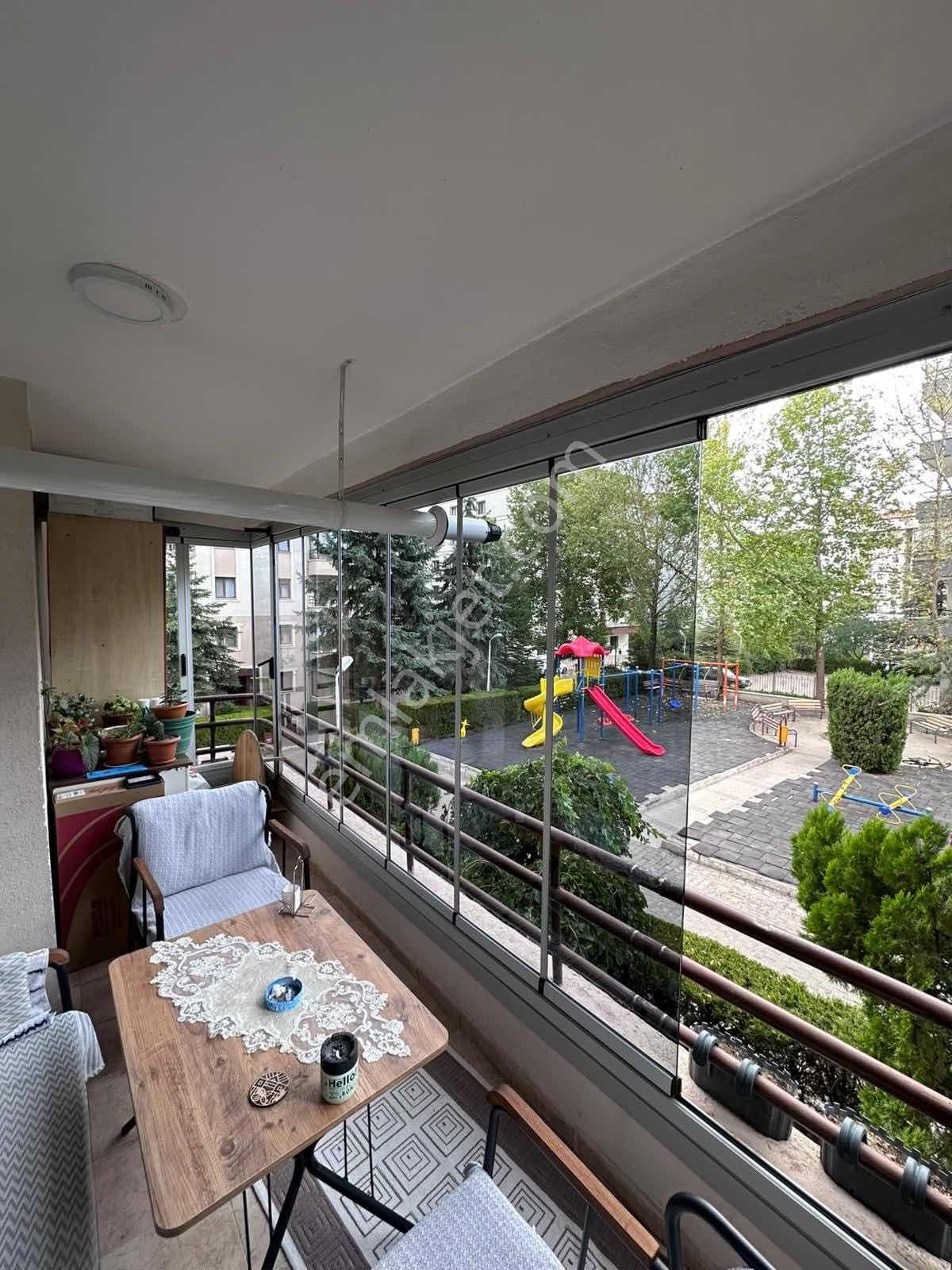 Serhat Mahallesi'nde Satılık 2+1 Muhteşem Lokasyon. - Görsel 17