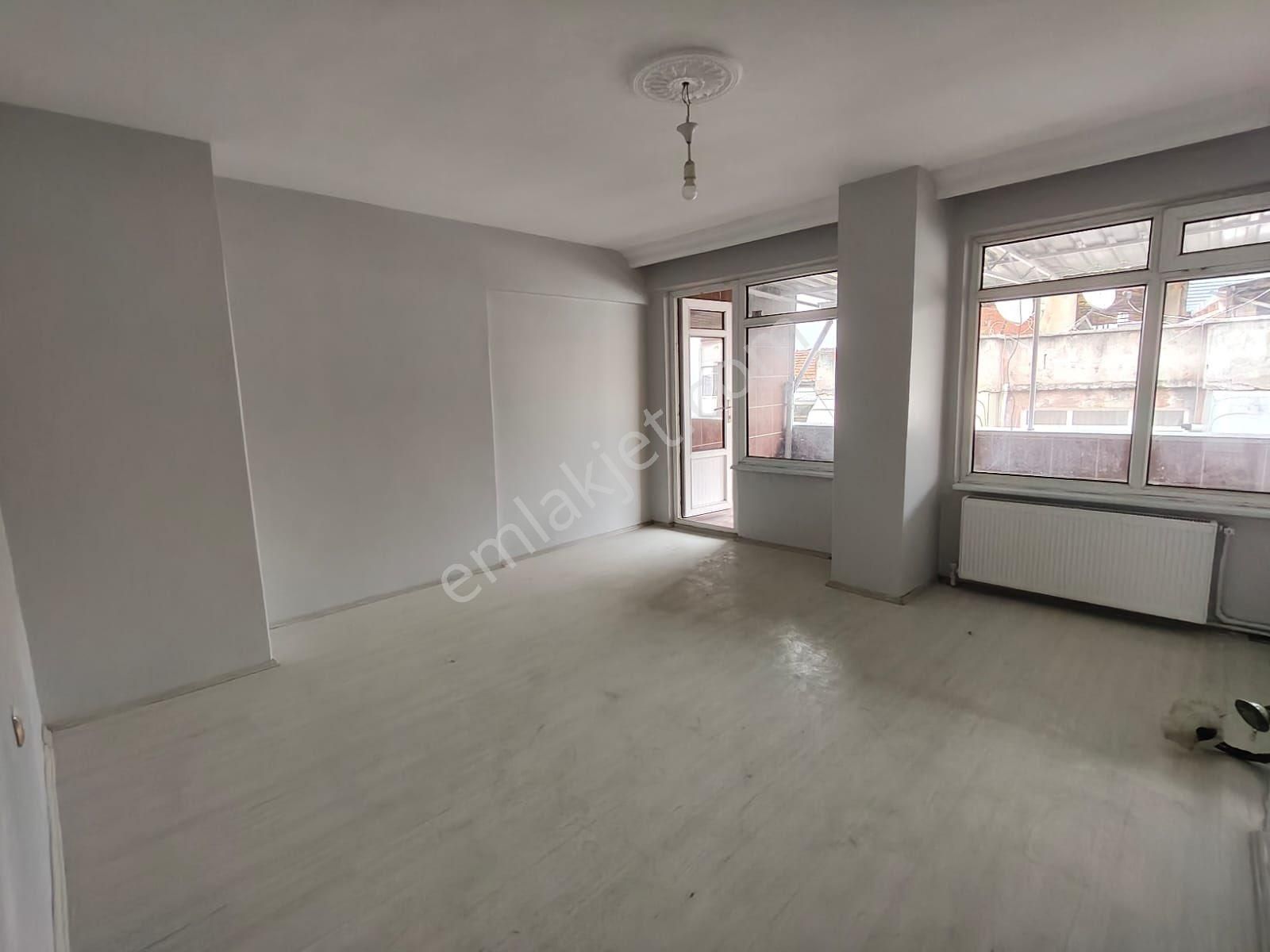 Hürriyet Mahallesi İci Temiz Satılık Daire - Görsel 4