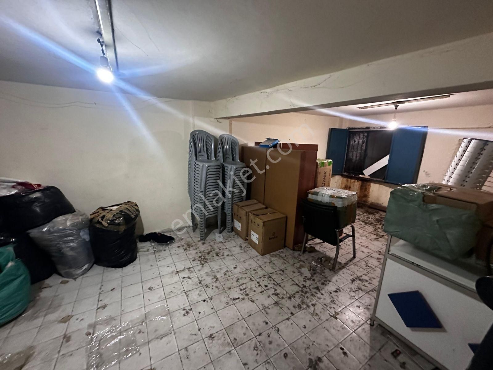 Merkezi Nokta Satılık 3 Katlı Dükkan - Görsel 20