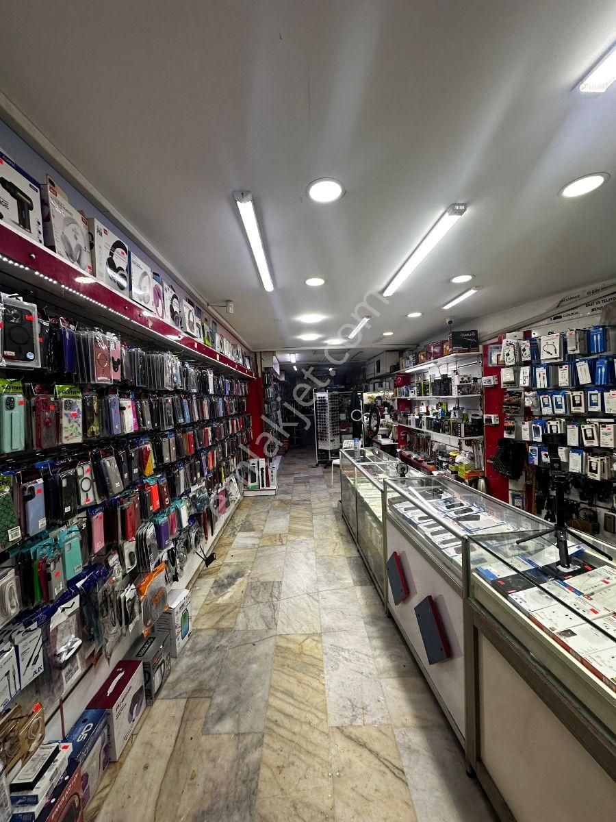 Merkezi Nokta Satılık 3 Katlı Dükkan - Görsel 6