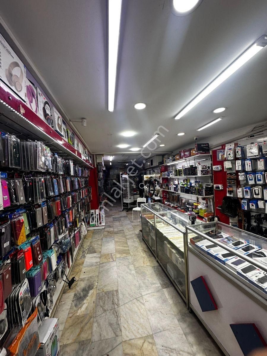 Merkezi Nokta Satılık 3 Katlı Dükkan - Görsel 5