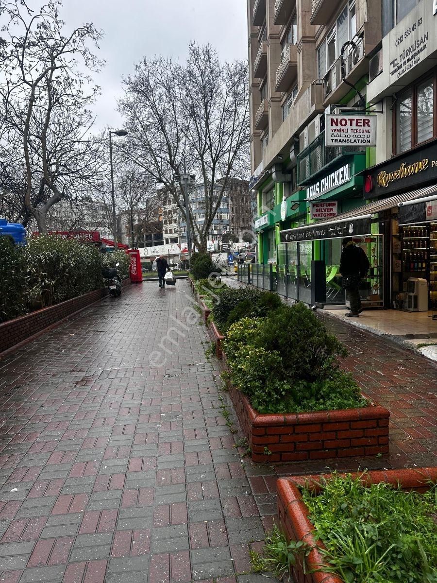 Merkezi Nokta Satılık 3 Katlı Dükkan - Görsel 13