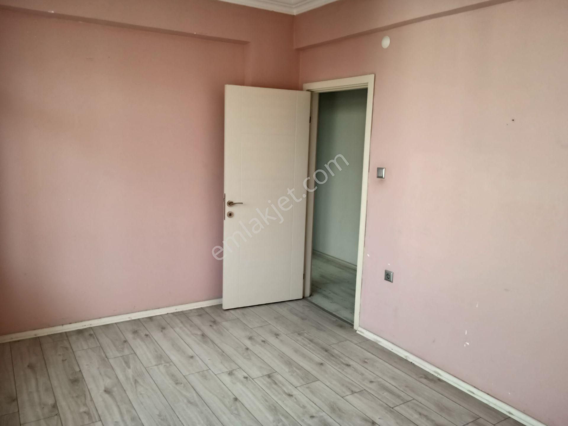 Acele Sahibinden Pozcu Forum Avm Civarı Ferah Satılık Daire - Görsel 24