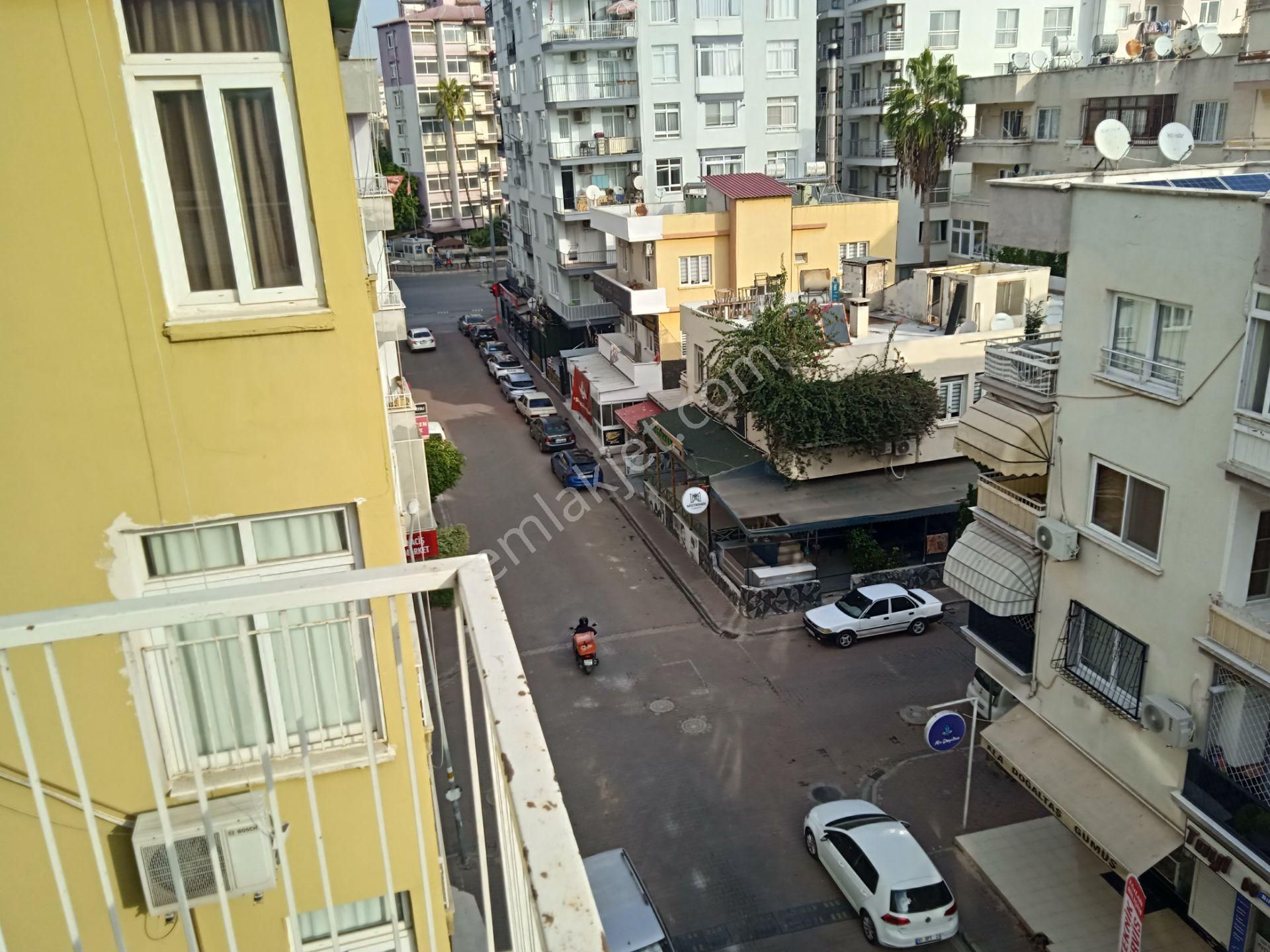 Acele Sahibinden Pozcu Forum Avm Civarı Ferah Satılık Daire - Görsel 10