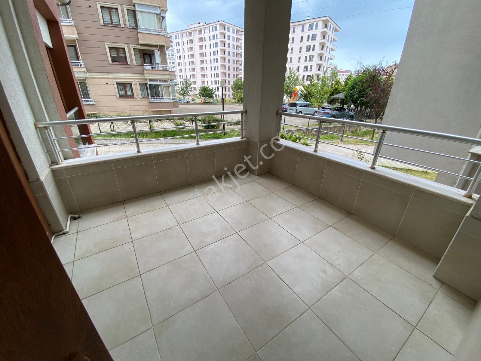 Trabzon Çukurçayır'da Kiralık 3+1 Daire - Görsel 11