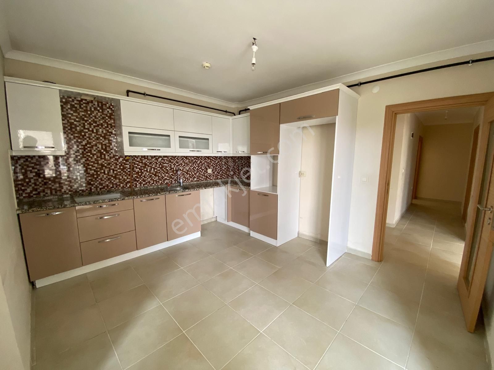 Trabzon Çukurçayır'da Kiralık 3+1 Daire - Görsel 4