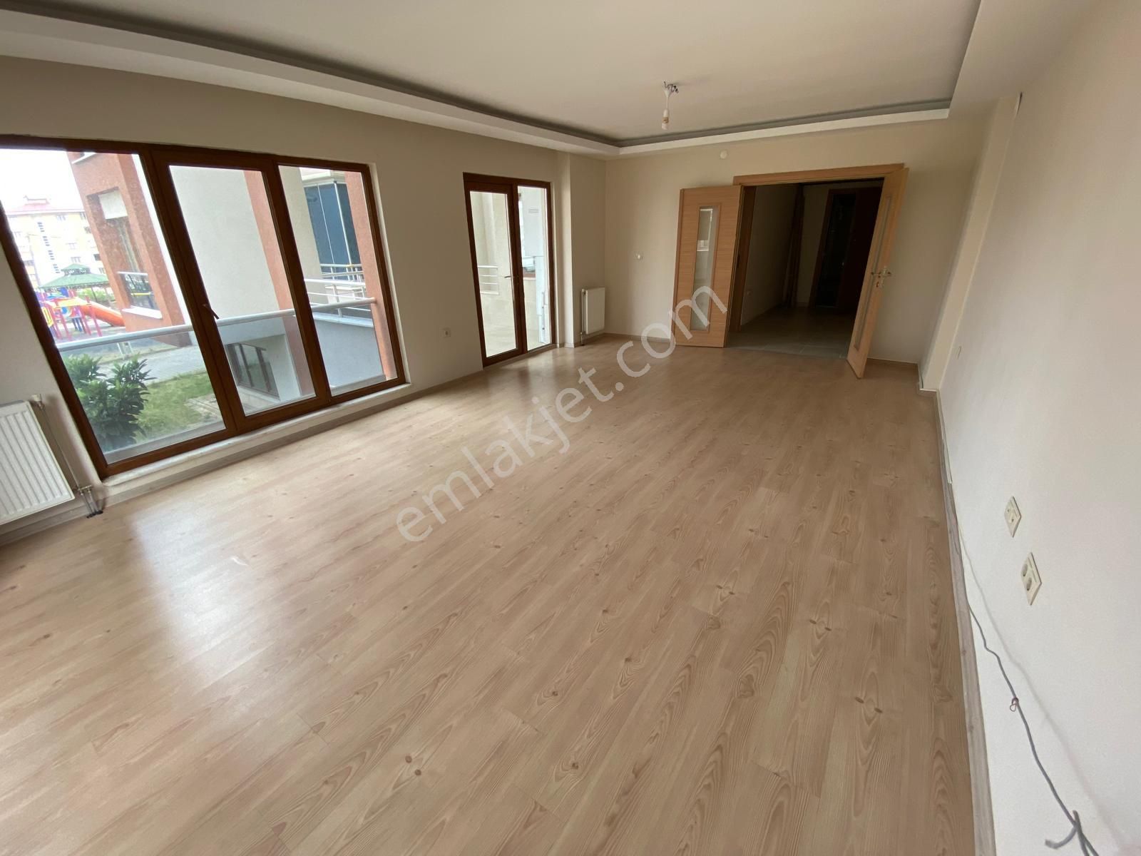 Trabzon Çukurçayır'da Kiralık 3+1 Daire - Görsel 13