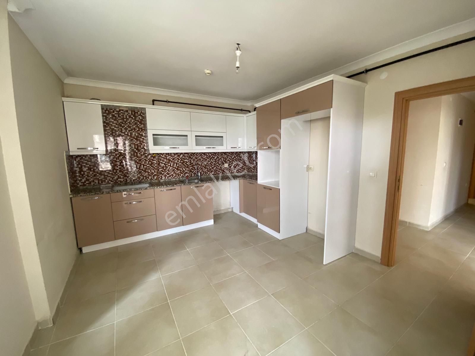 Trabzon Çukurçayır'da Kiralık 3+1 Daire - Görsel 6