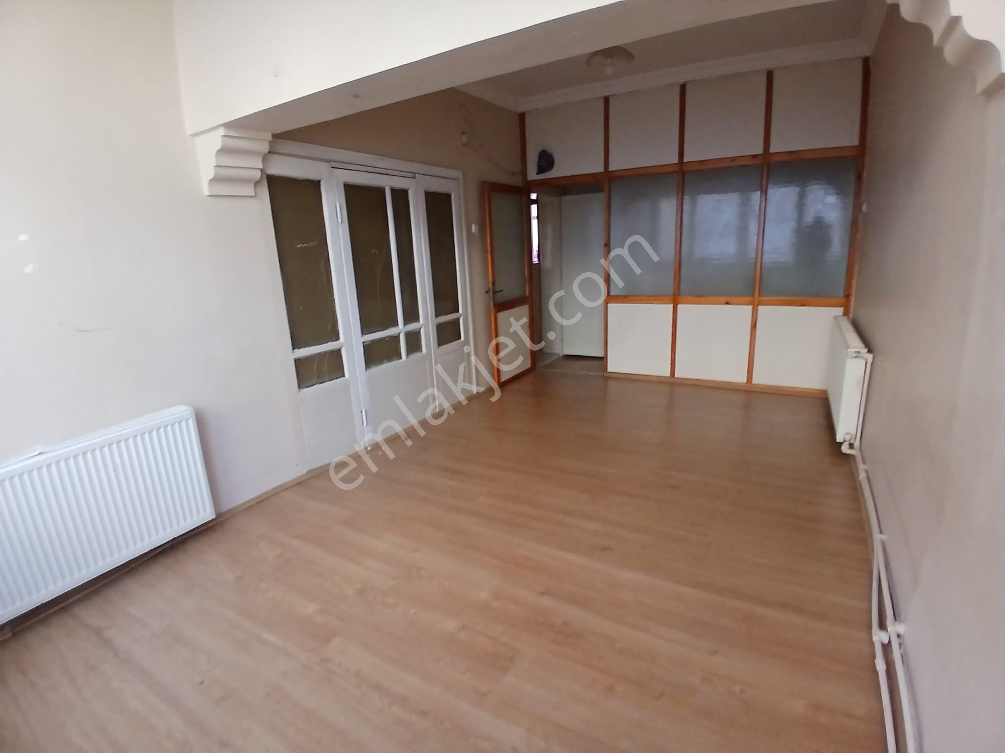 Akçay Emlak'tan Akşehir Jandarma Karakolu Civarında Doğalgazlı 1. Kat Satılık 3+1 Daire - Görsel 8