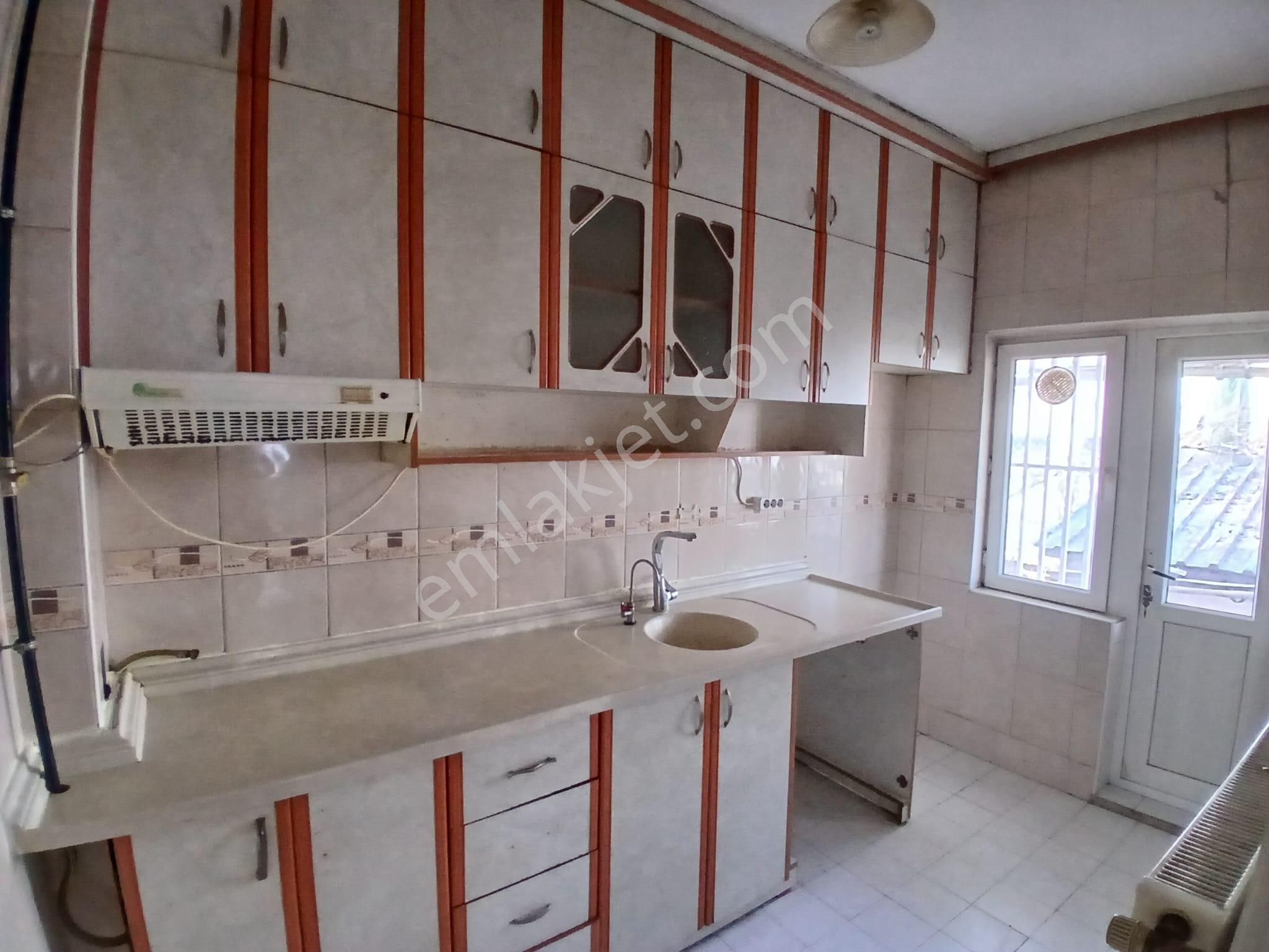 Akçay Emlak'tan Akşehir Jandarma Karakolu Civarında Doğalgazlı 1. Kat Satılık 3+1 Daire - Görsel 23