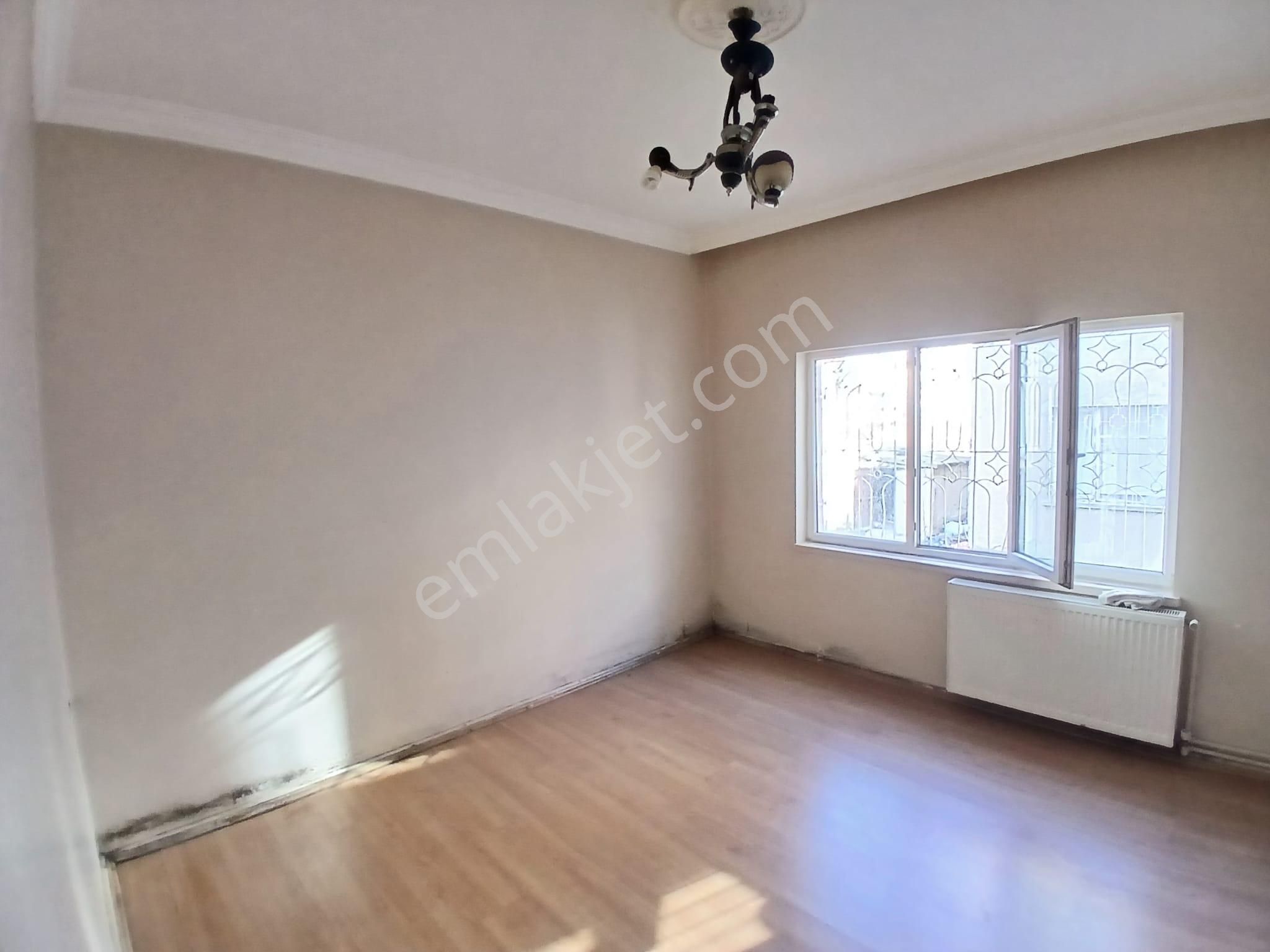 Akçay Emlak'tan Akşehir Jandarma Karakolu Civarında Doğalgazlı 1. Kat Satılık 3+1 Daire - Görsel 14