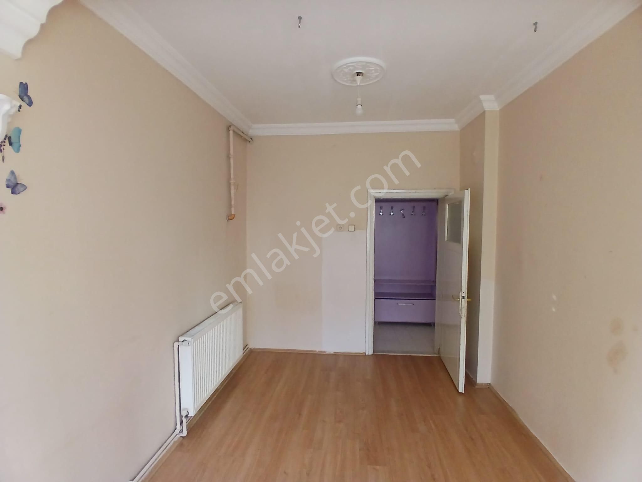 Akçay Emlak'tan Akşehir Jandarma Karakolu Civarında Doğalgazlı 1. Kat Satılık 3+1 Daire - Görsel 12