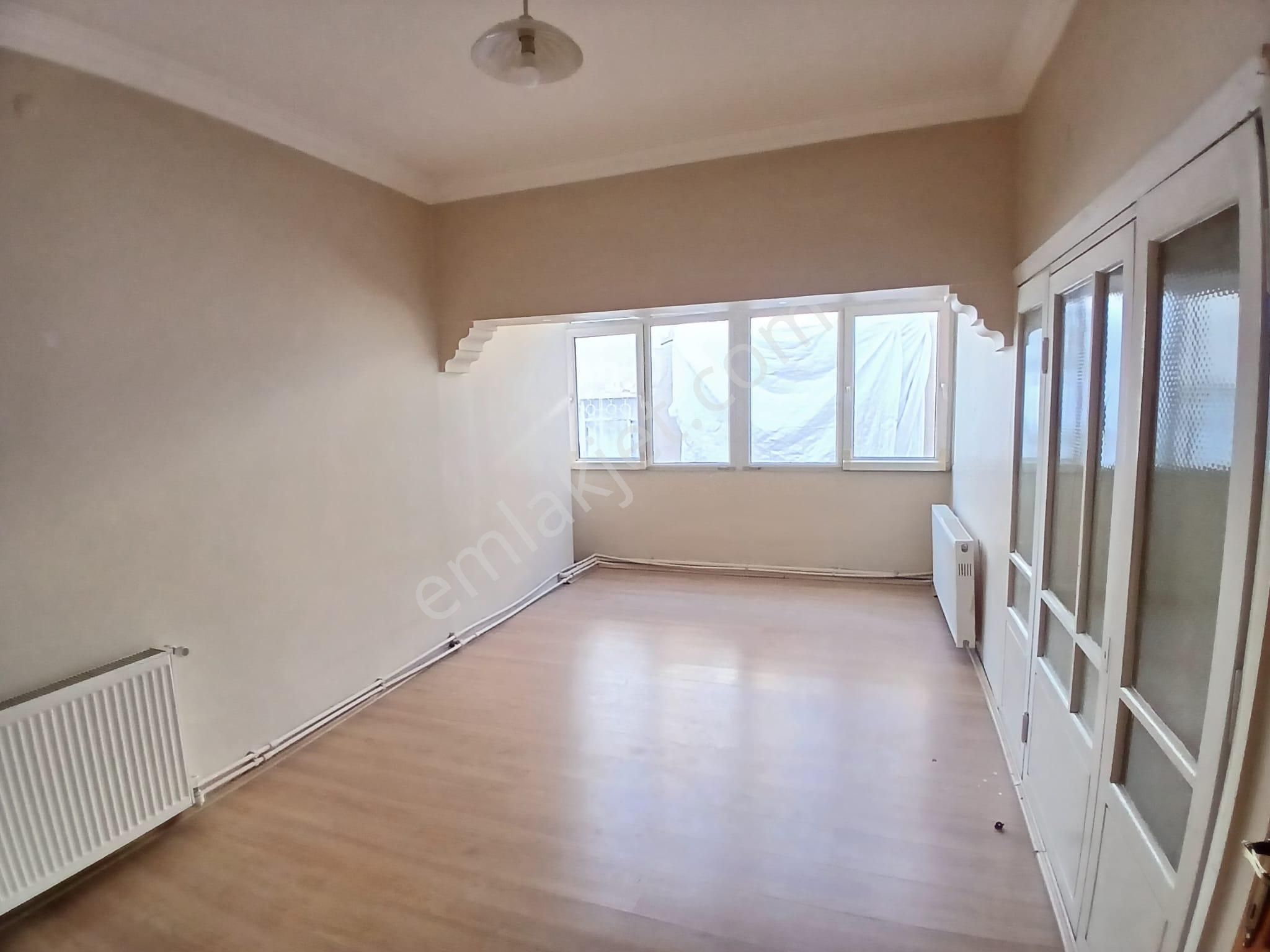 Akçay Emlak'tan Akşehir Jandarma Karakolu Civarında Doğalgazlı 1. Kat Satılık 3+1 Daire - Görsel 7