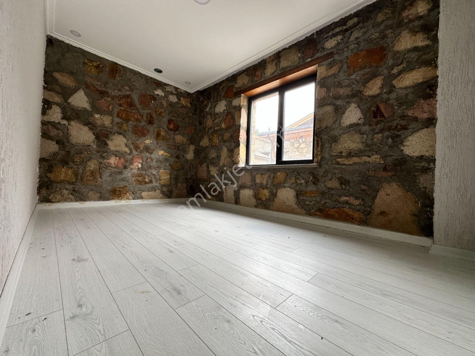 ▀mera Emlaktan Kazdağları Çamcı Köyü Sıfır Site İçi 3+1 Taş Ev - Görsel 24