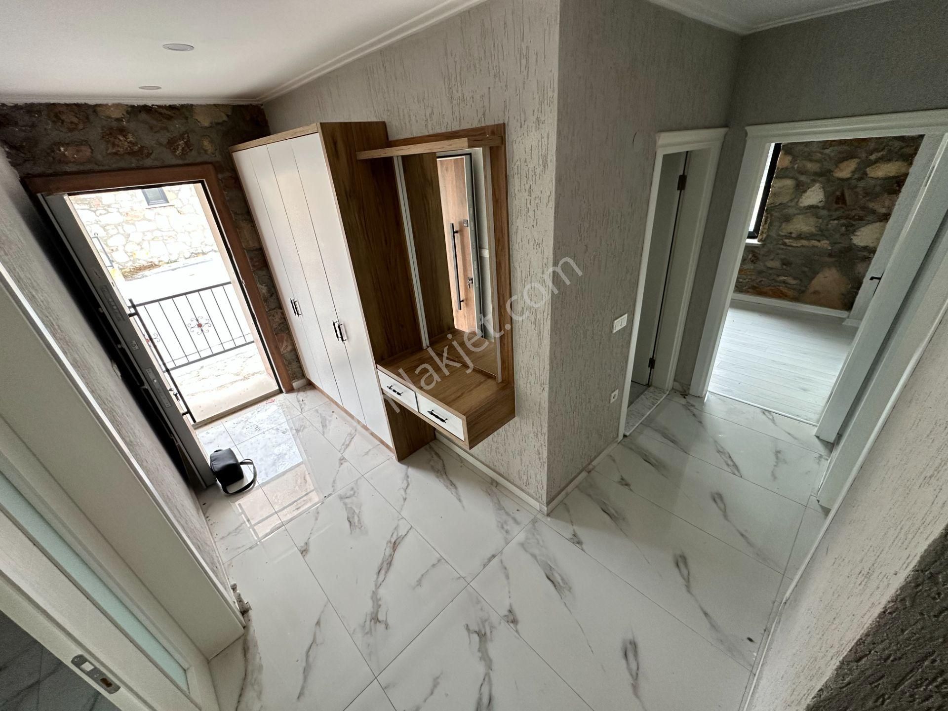 ▀mera Emlaktan Kazdağları Çamcı Köyü Sıfır Site İçi 3+1 Taş Ev - Görsel 10