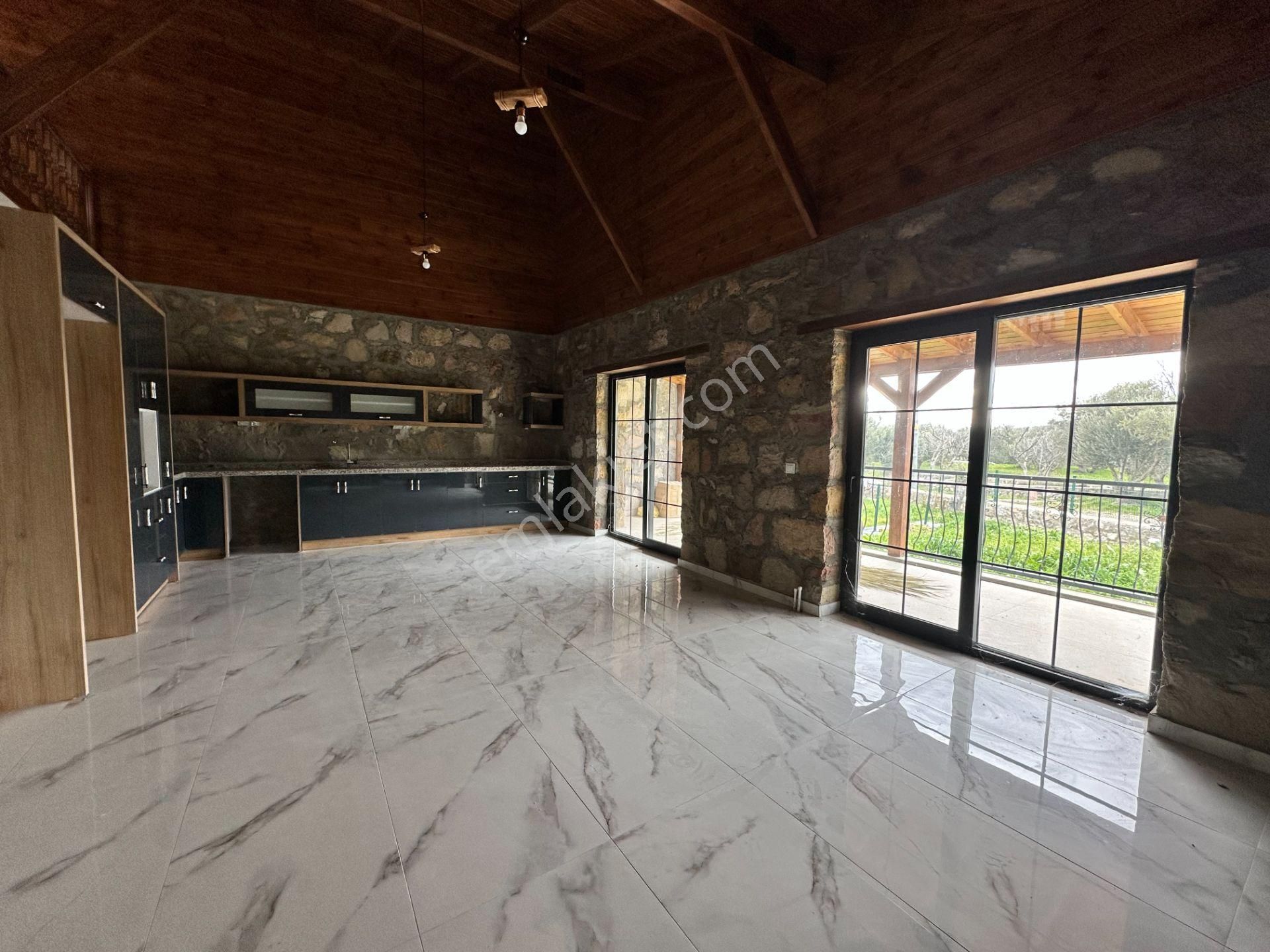 ▀mera Emlaktan Kazdağları Çamcı Köyü Sıfır Site İçi 3+1 Taş Ev - Görsel 13